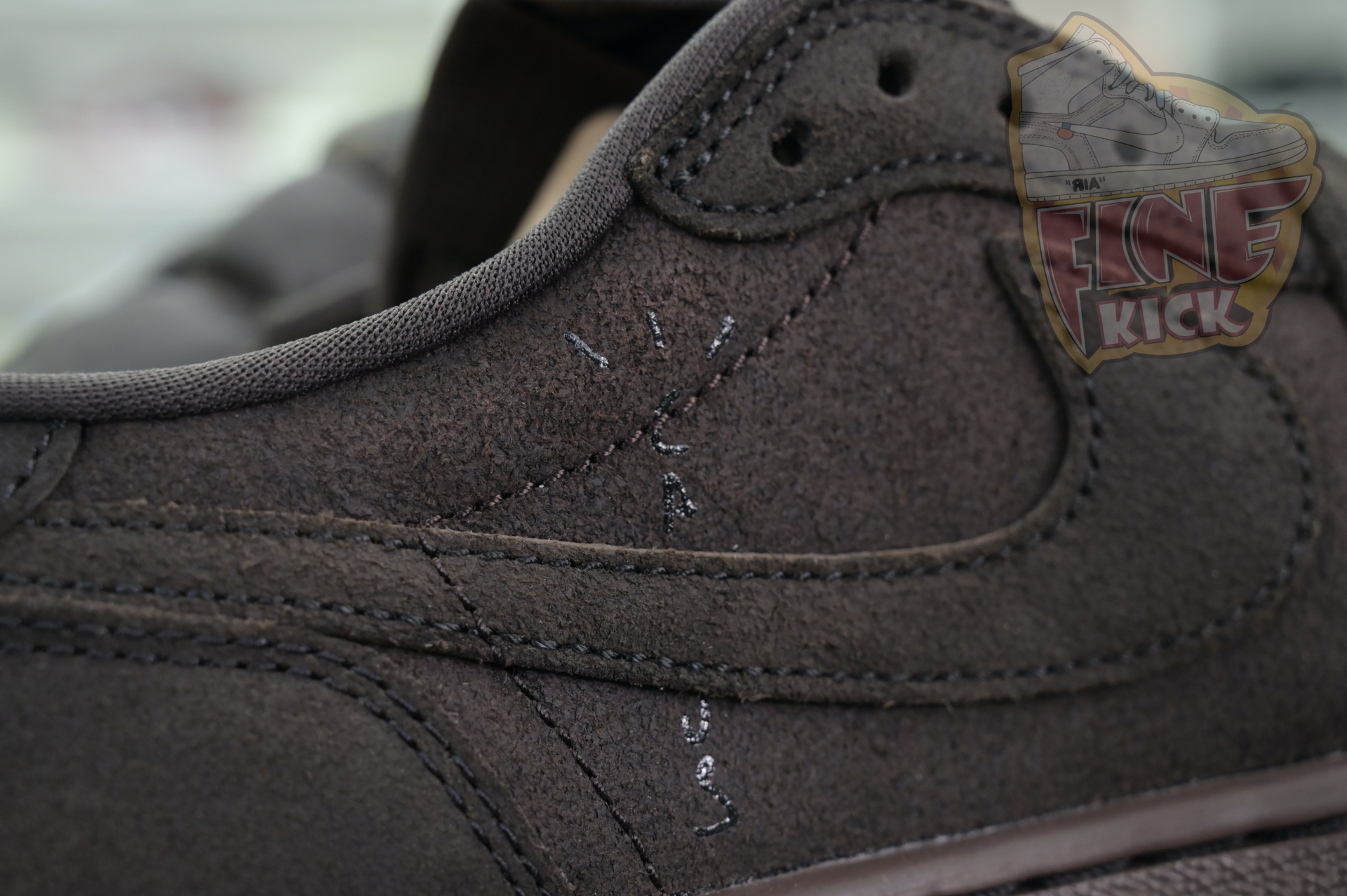 Travis Scott x Air Jordan 1 Low OG“Velvet Brown”