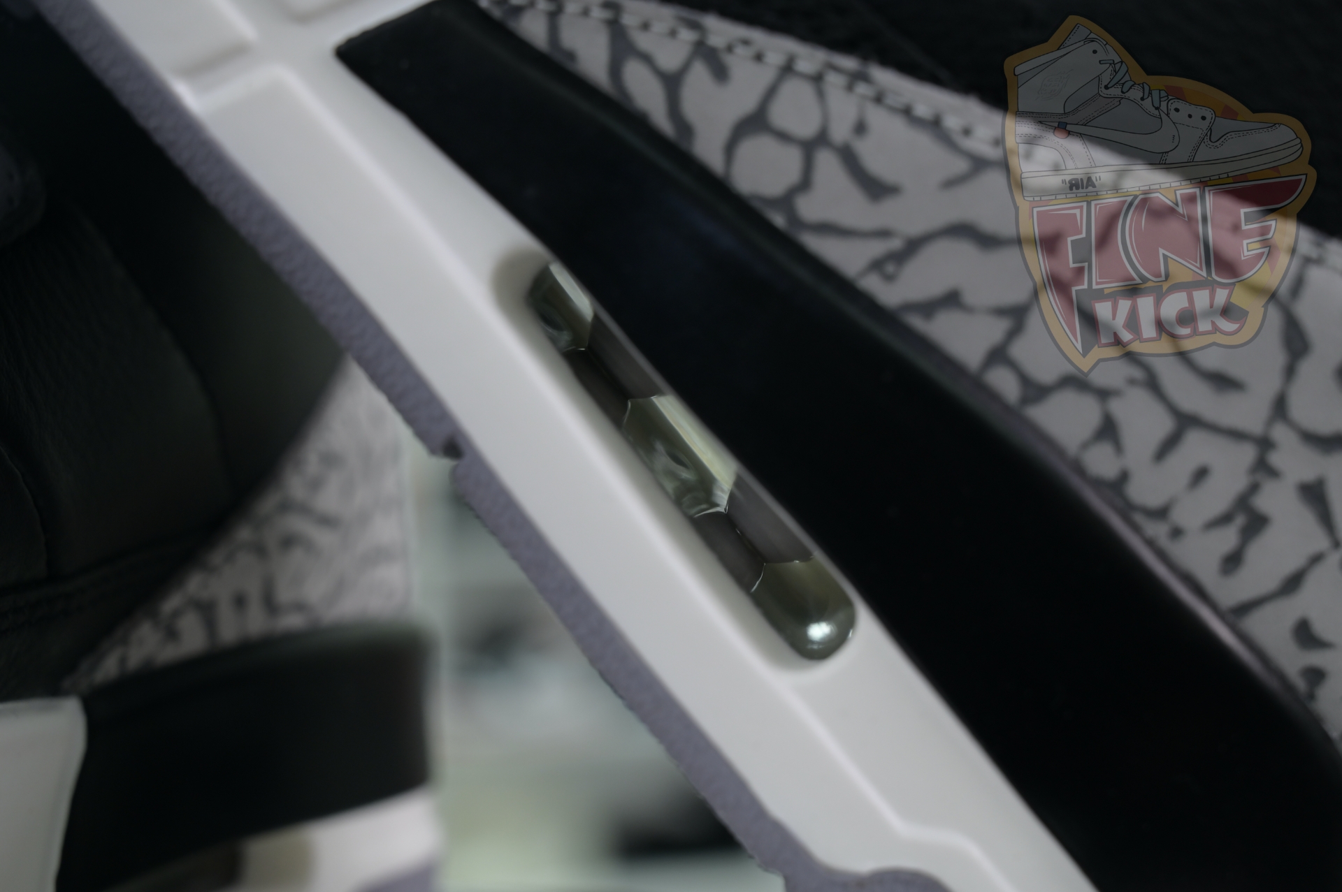 Air Jordan 3“Black Cement Reimagined”