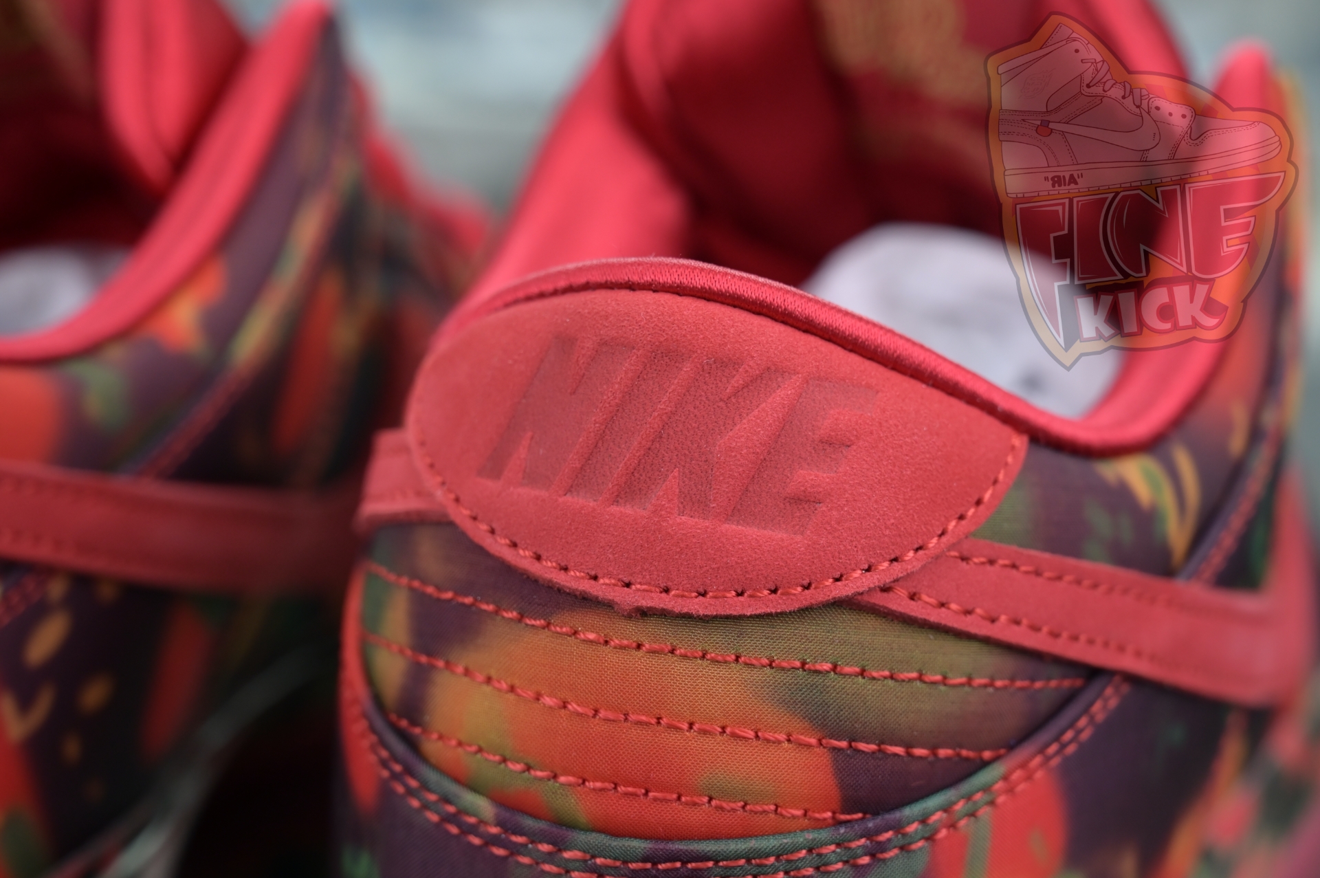 The Wizard of Oz x Nike SBDunk Low“Ruby Slipper”