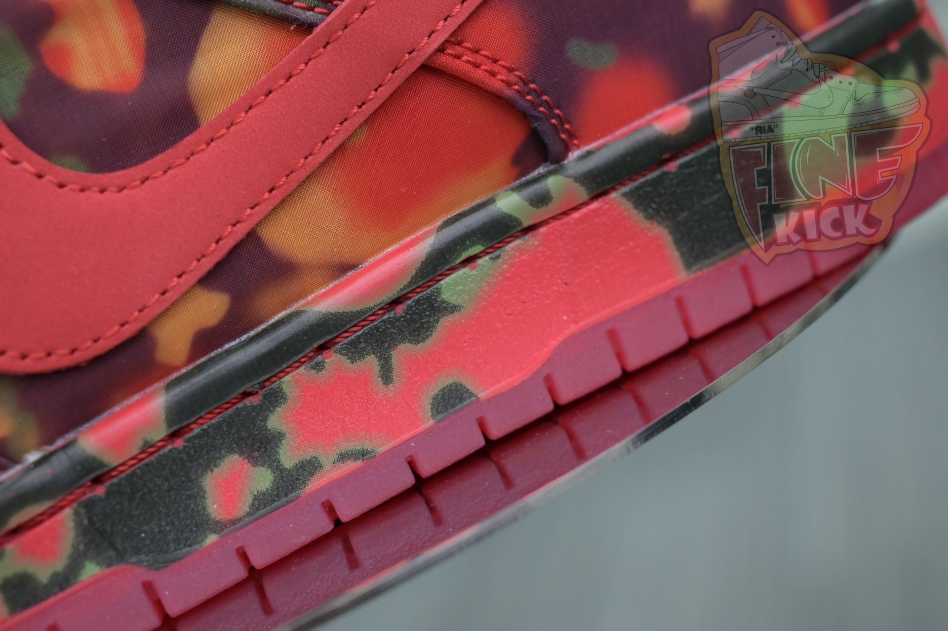 The Wizard of Oz x Nike SBDunk Low“Ruby Slipper”