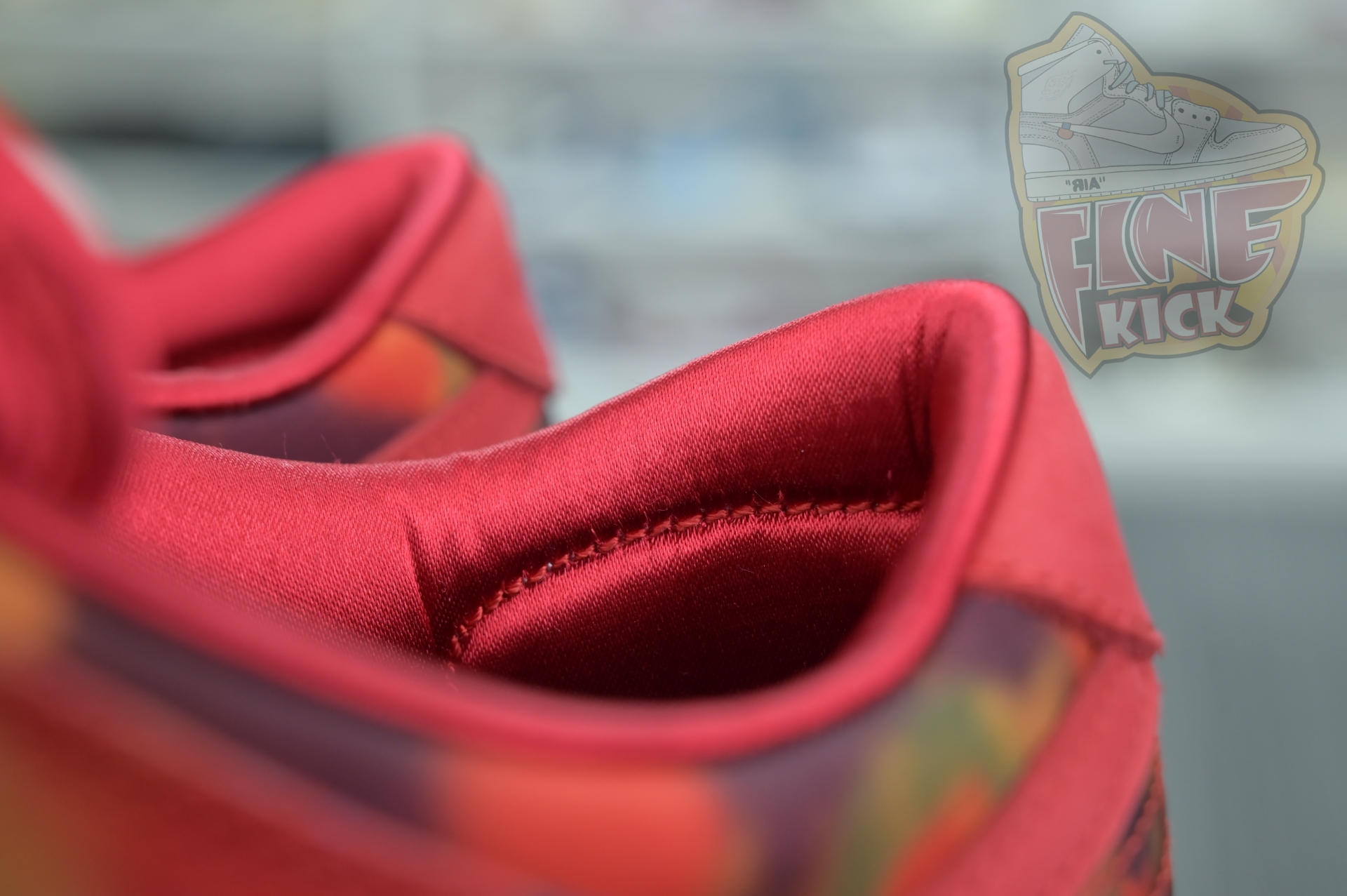 The Wizard of Oz x Nike SBDunk Low“Ruby Slipper”