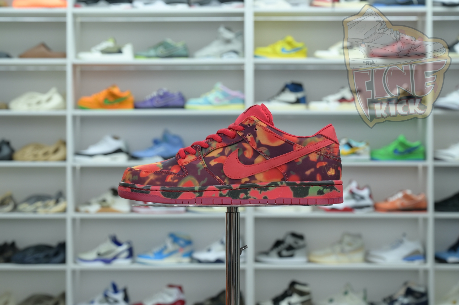 The Wizard of Oz x Nike SBDunk Low“Ruby Slipper”