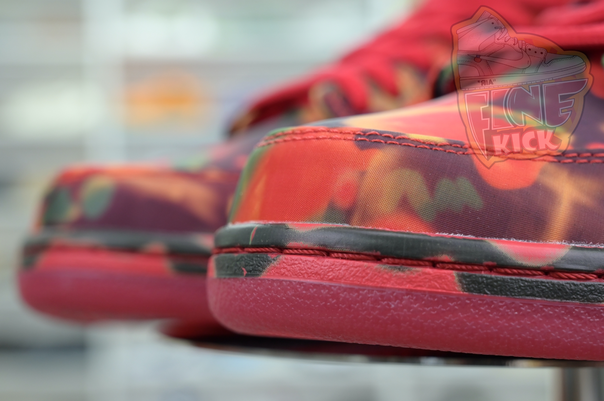 The Wizard of Oz x Nike SBDunk Low“Ruby Slipper”