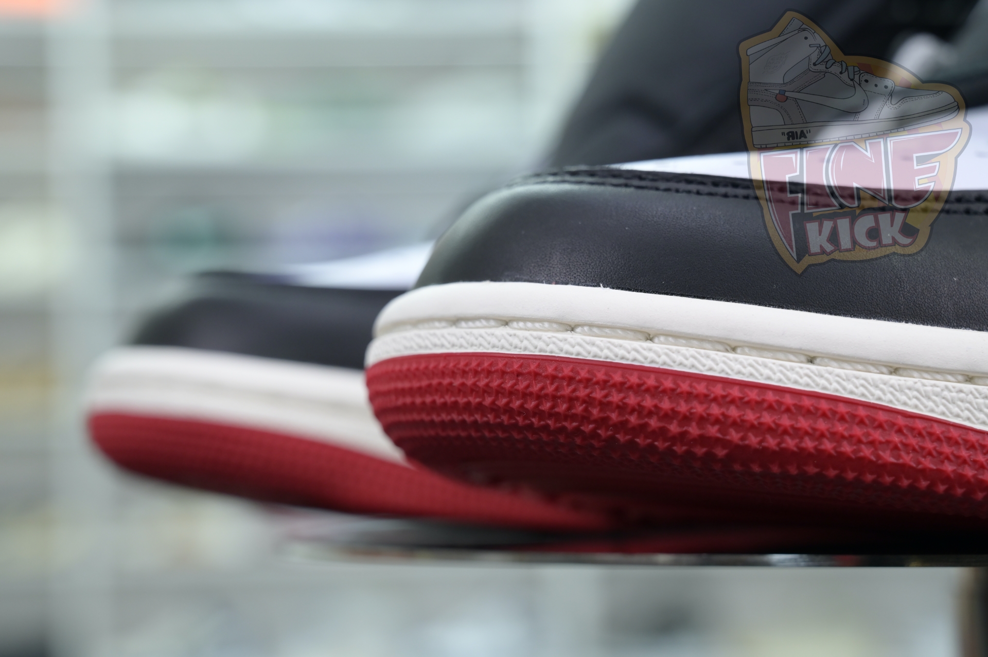 Air Jordan 1High OG“Black Toe Reimagined”