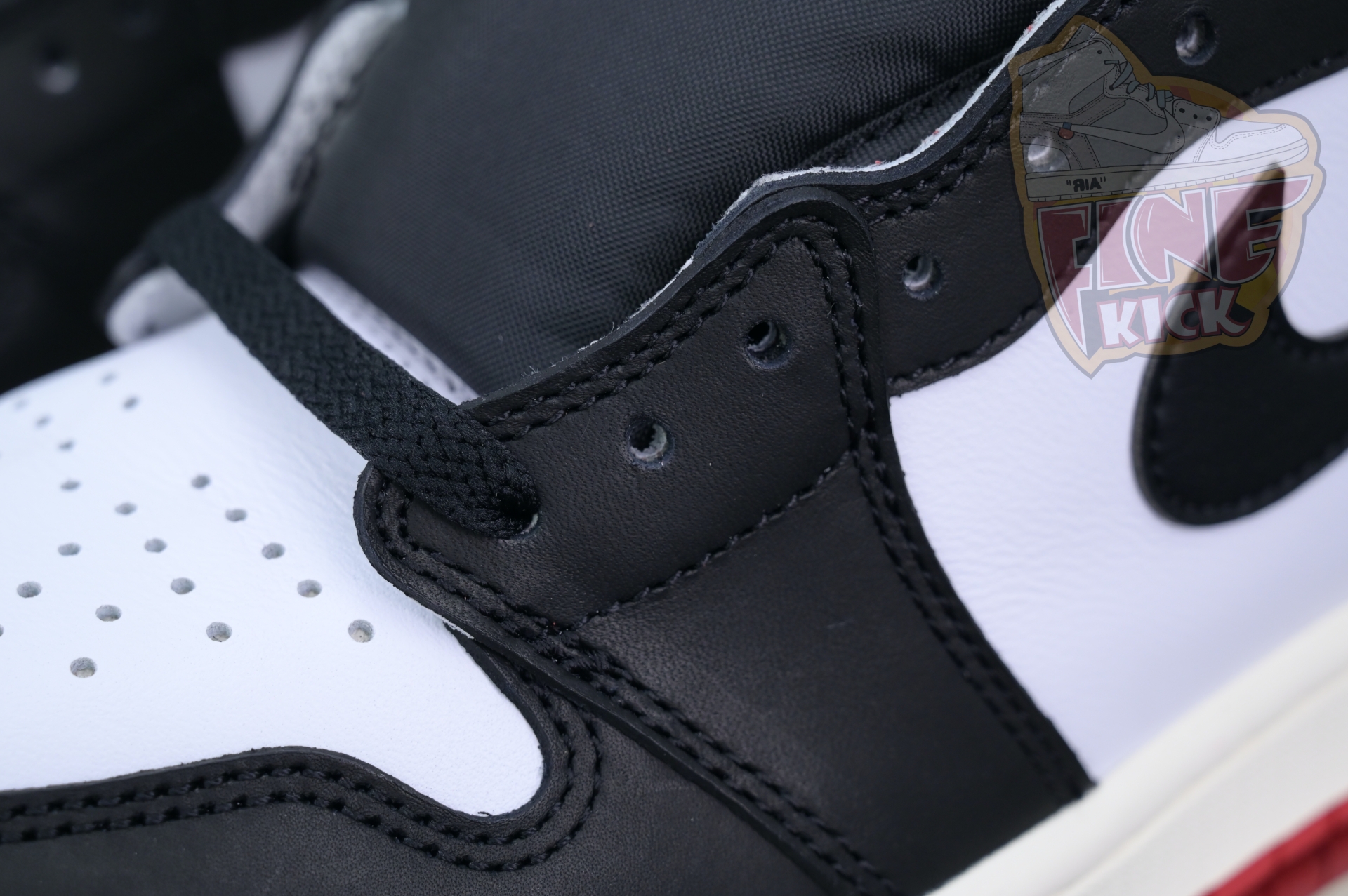 Air Jordan 1High OG“Black Toe Reimagined”