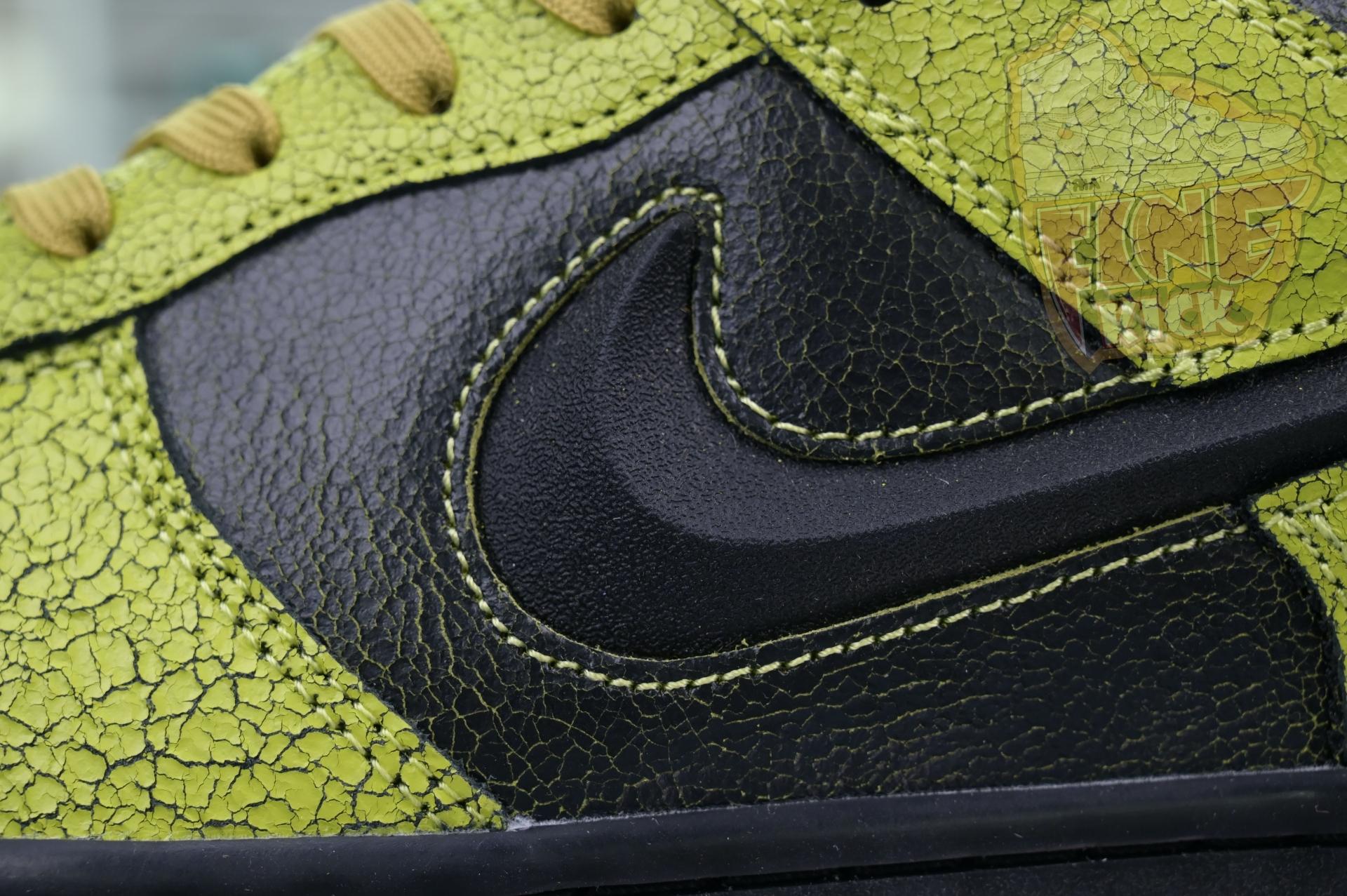 Nike Dunk Low“Halloween”