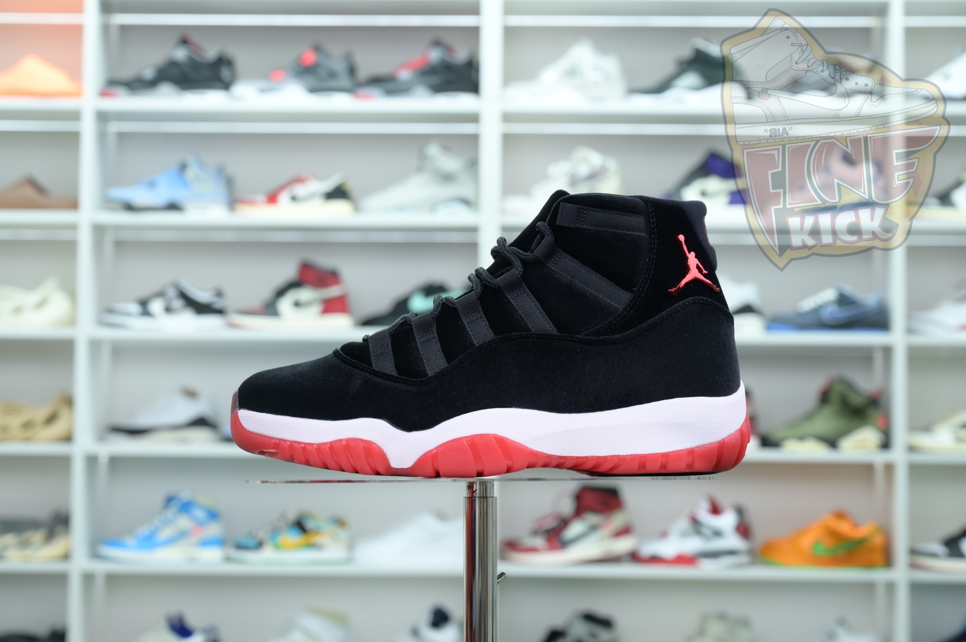 Air Jordan 11 WMNS