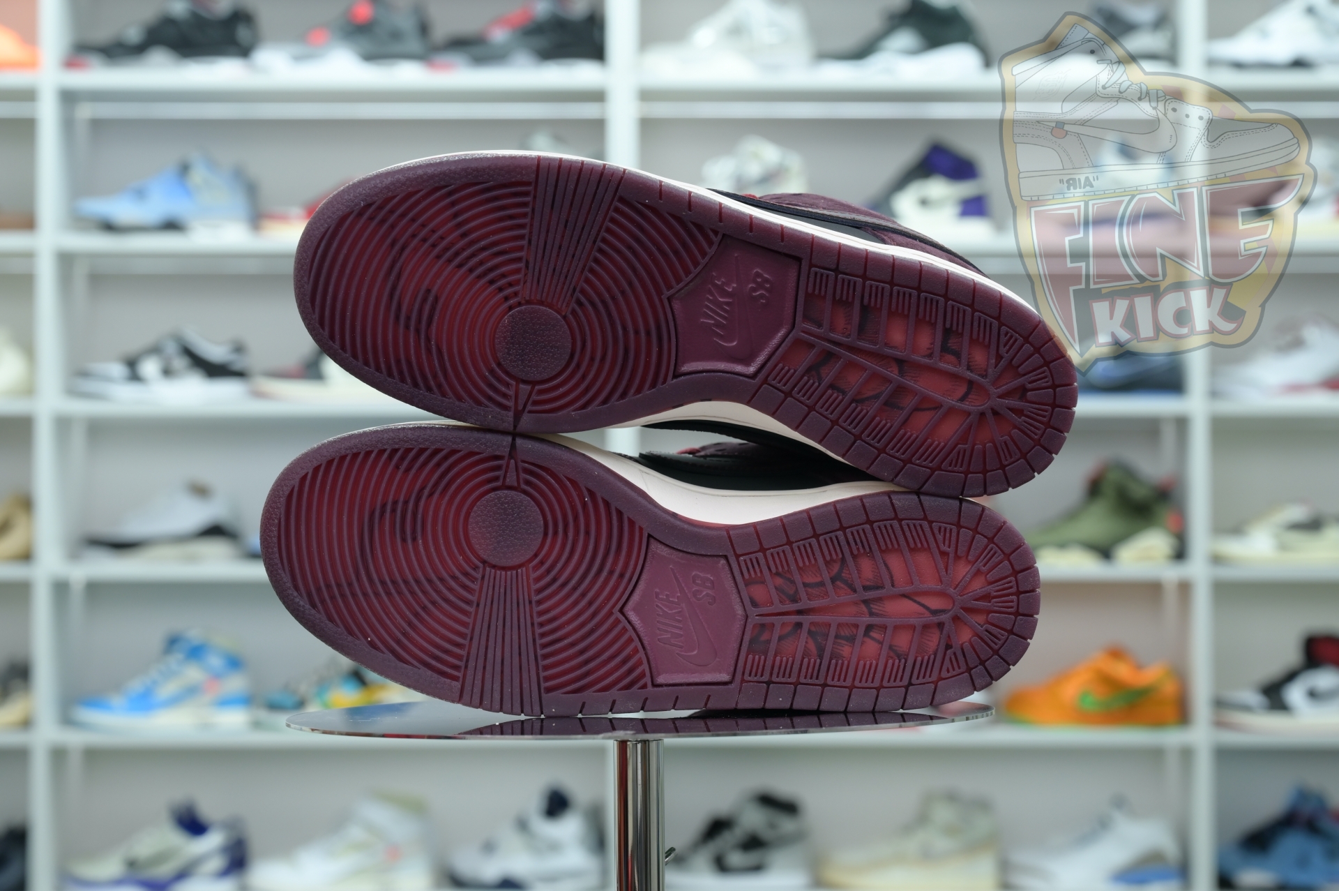RIOT Skateshop x Nike SB Dunk Low