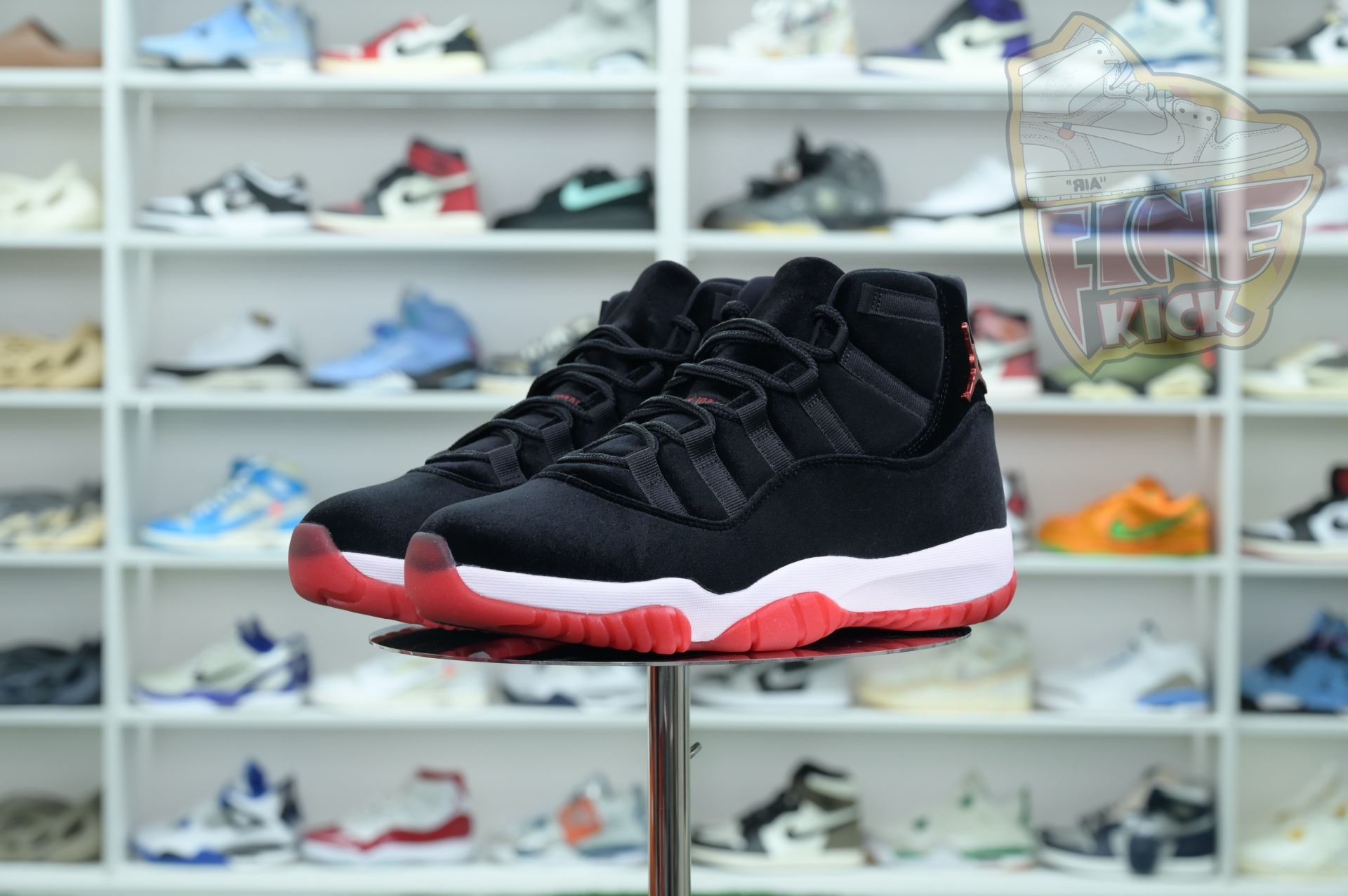 Air Jordan 11 WMNS