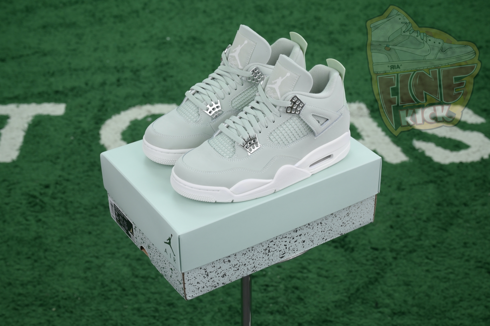 Air Jordan4“Seafoam”