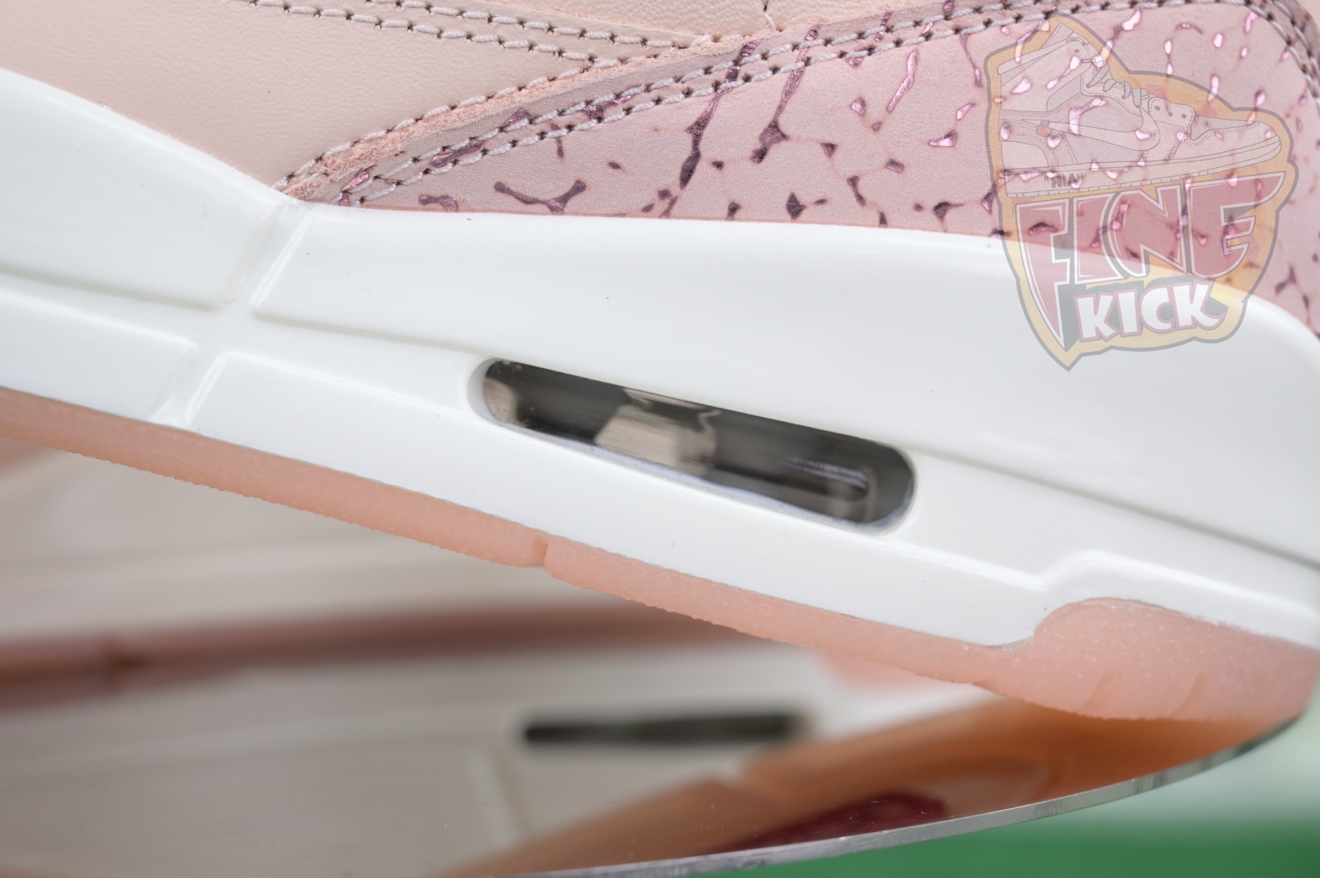 Air Jordan 3 Valentine's Day