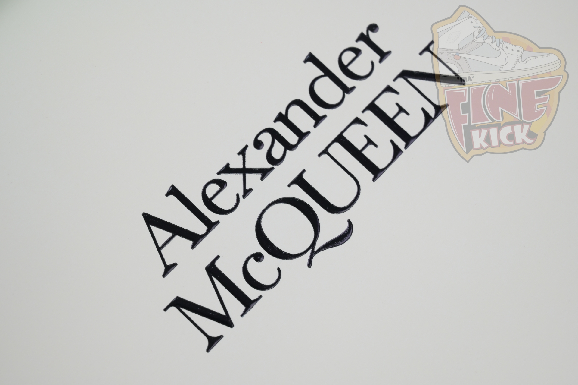 ALXNDER MC MCQUE*N