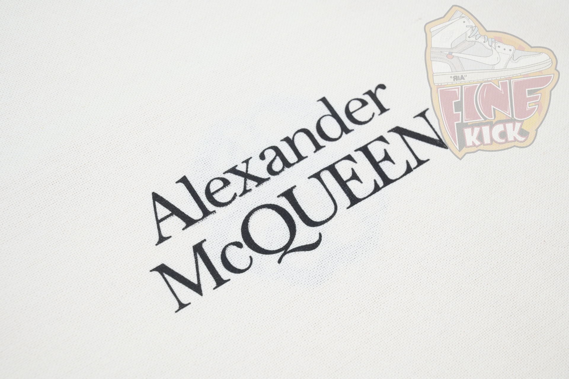 ALXNDER MC MCQUE*N