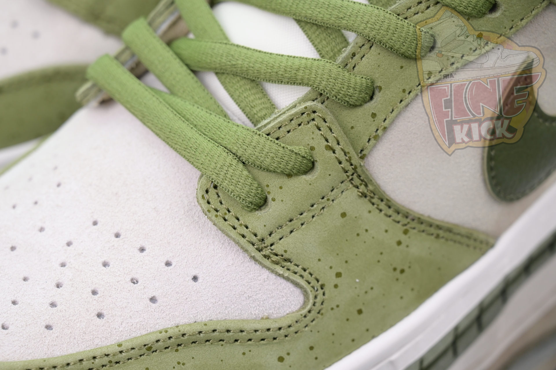 Yuto Horigome x Nike Dunk SB Asparagus