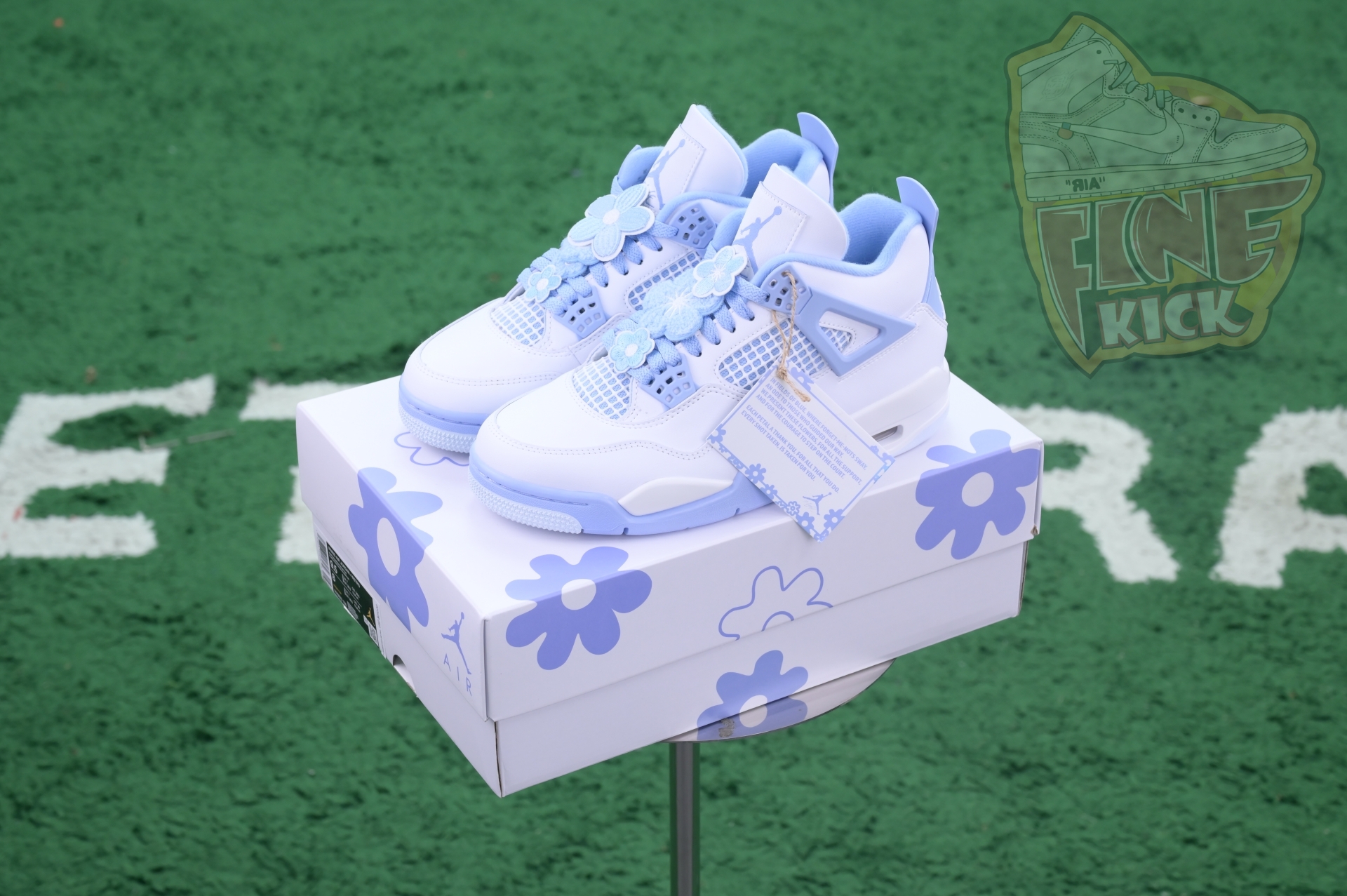 Air Jordan 4“ALUMINUM”