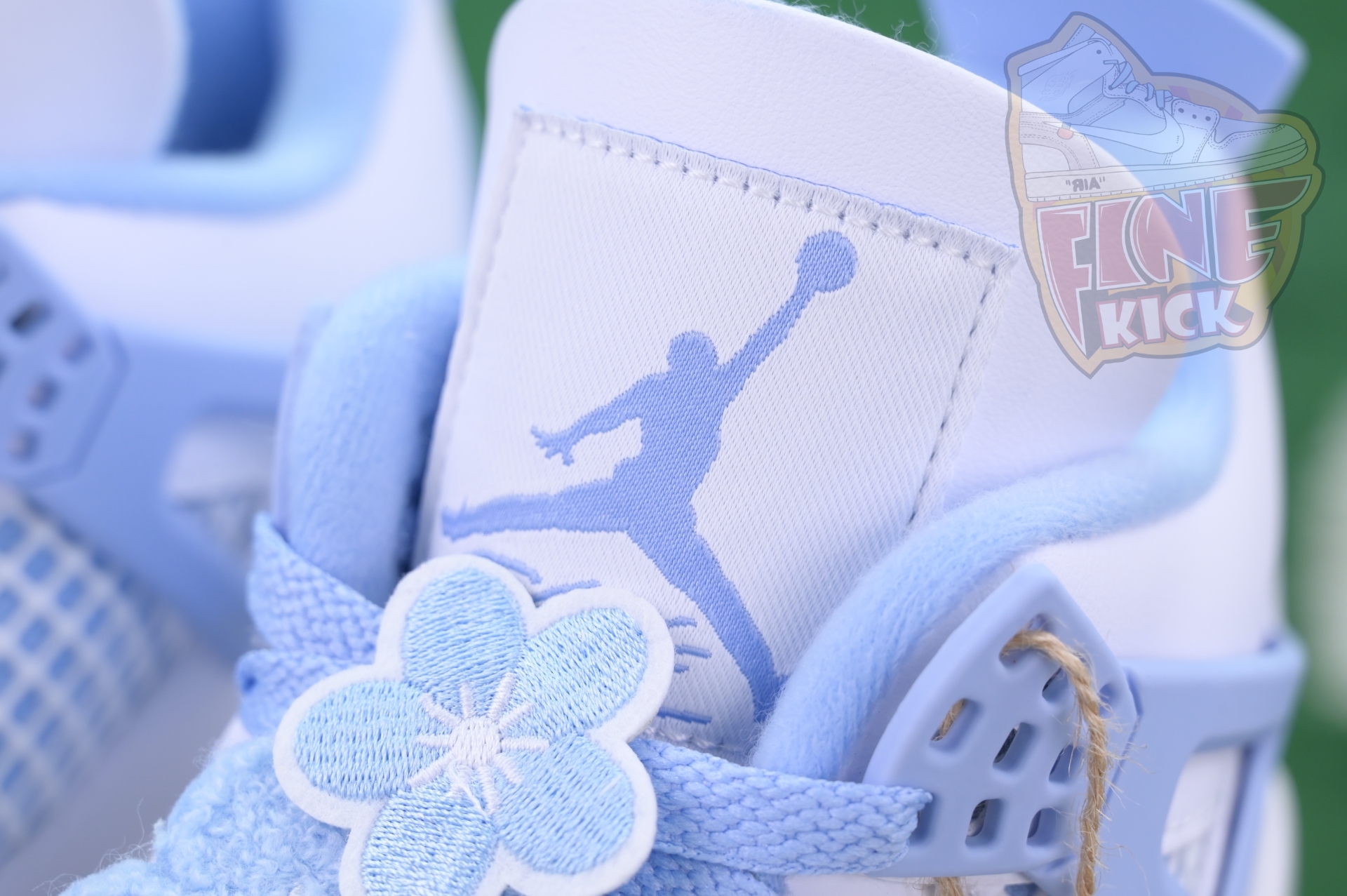 Air Jordan 4“ALUMINUM”