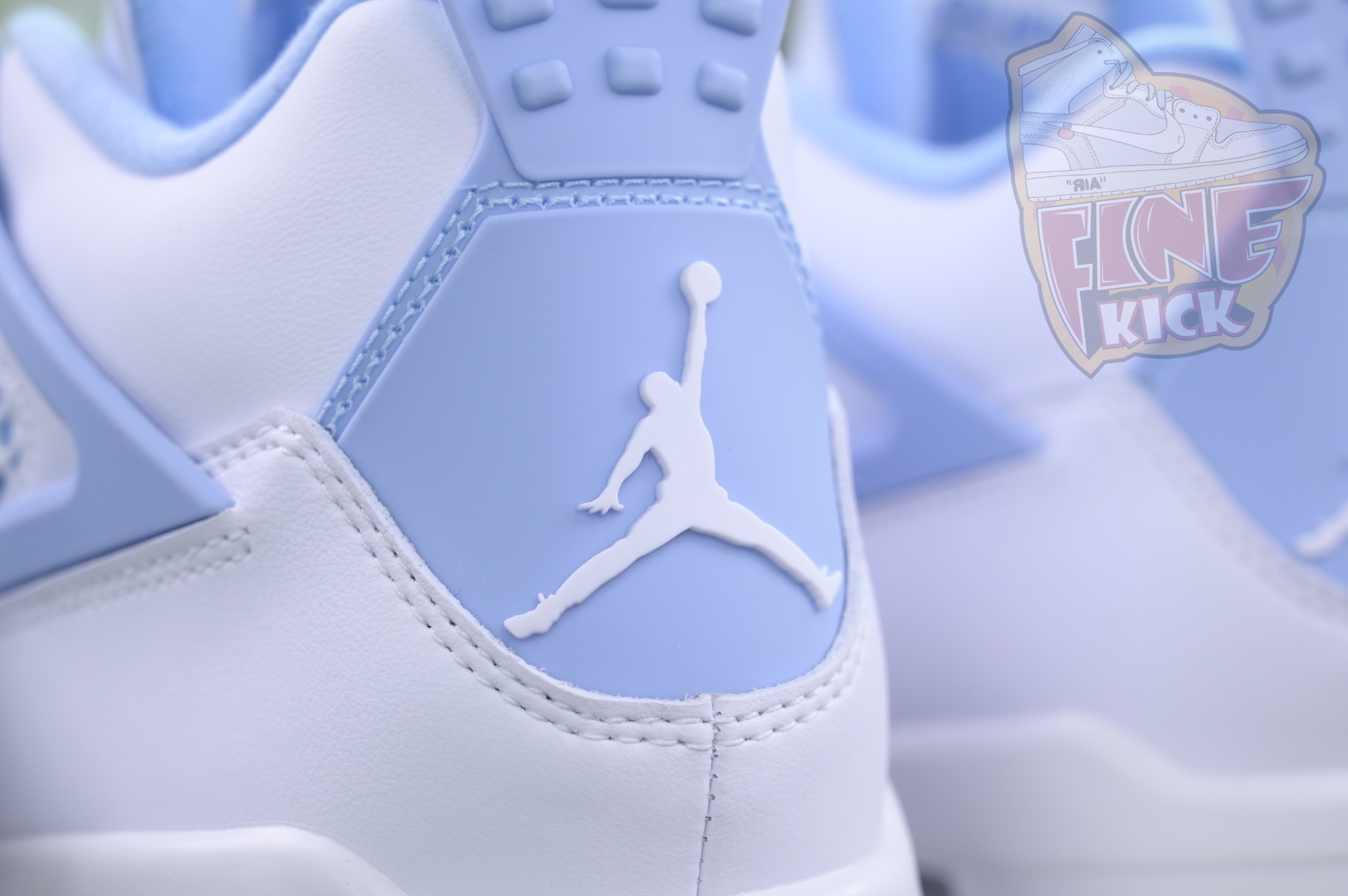 Air Jordan 4“ALUMINUM”