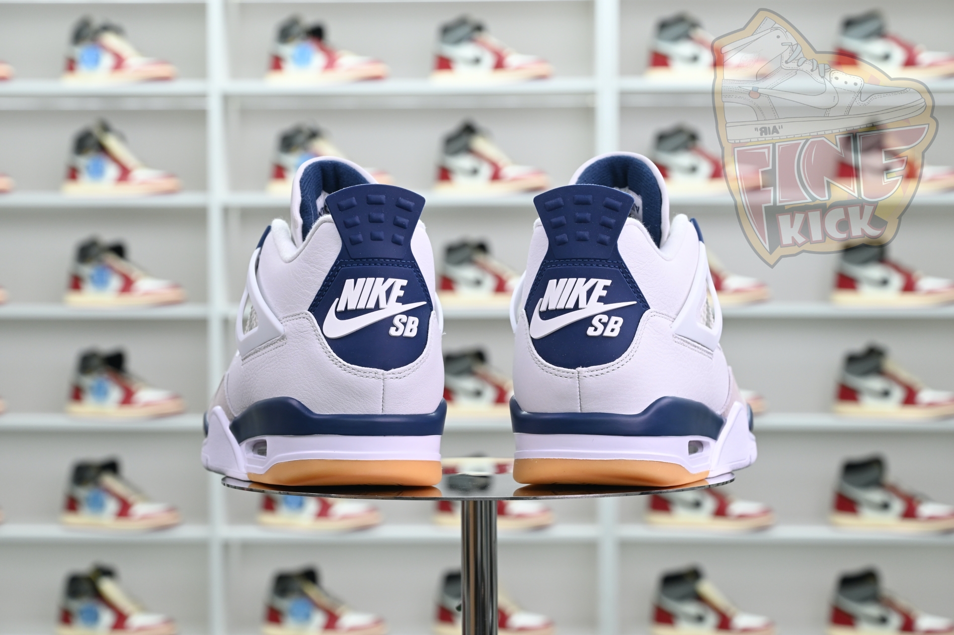 Air Jordan 4 SB “NAVY”