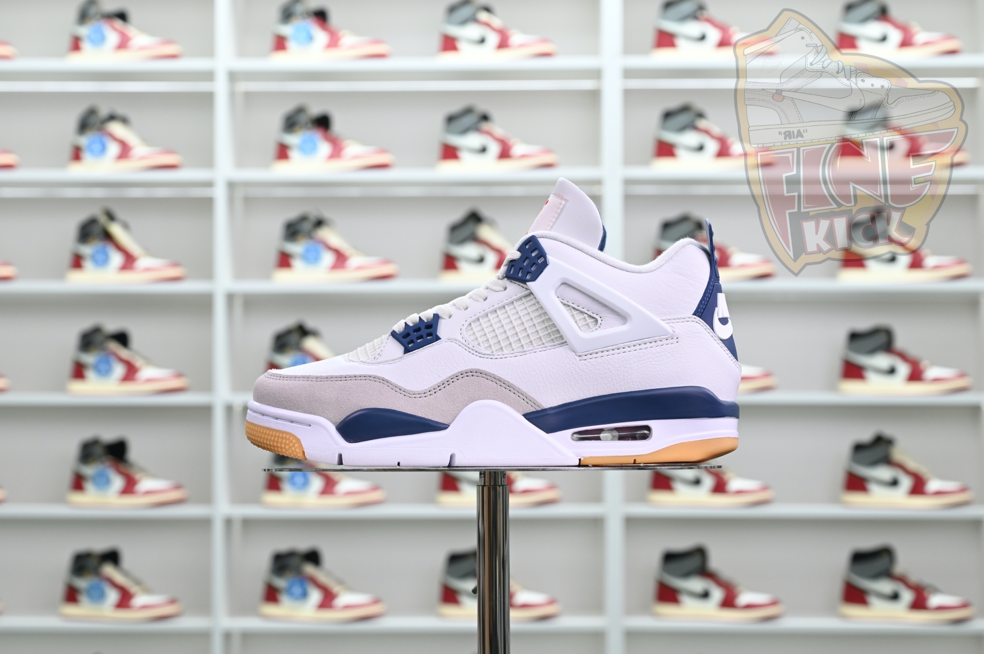 Air Jordan 4 SB “NAVY”