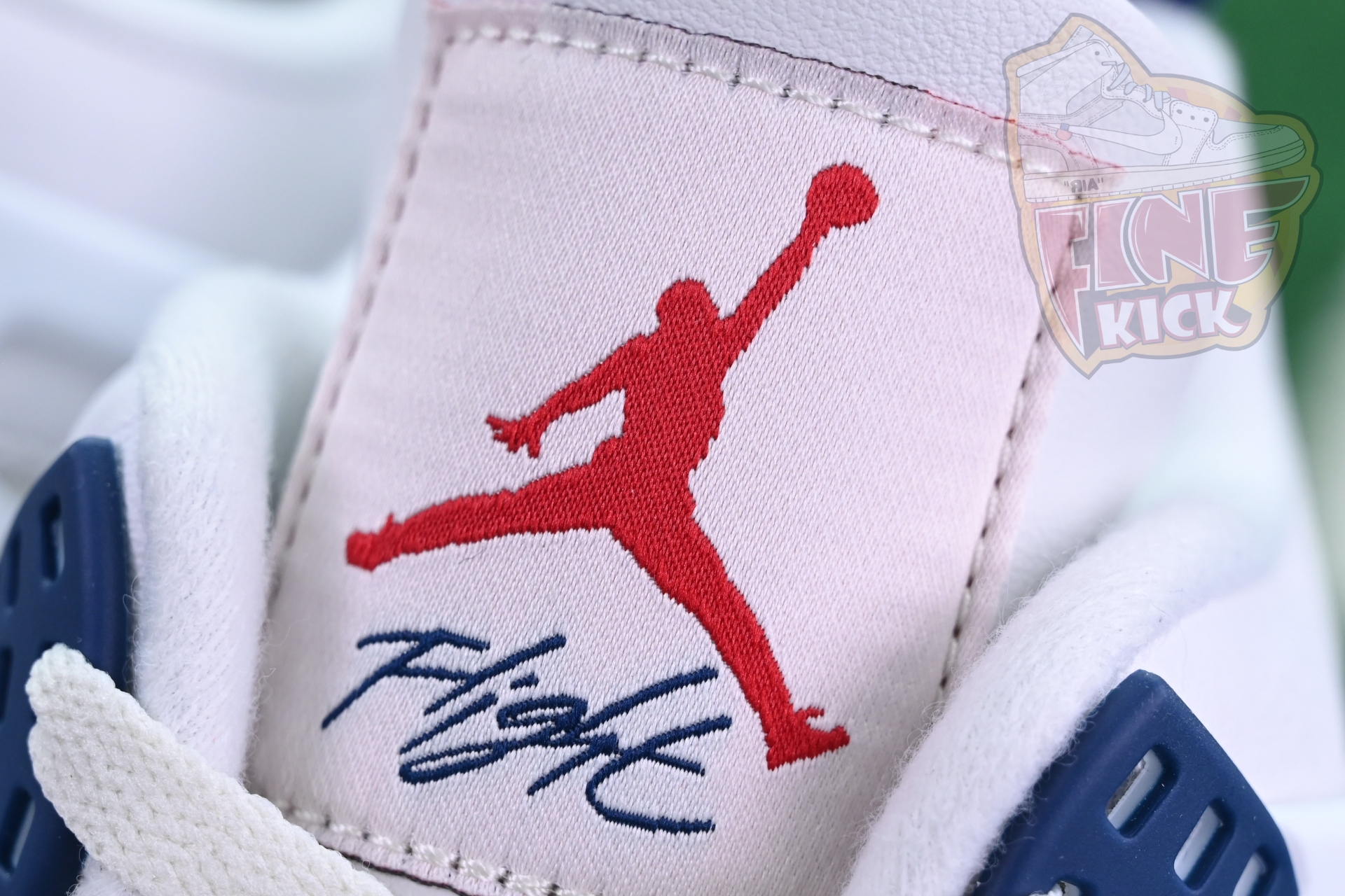Air Jordan 4 SB “NAVY”
