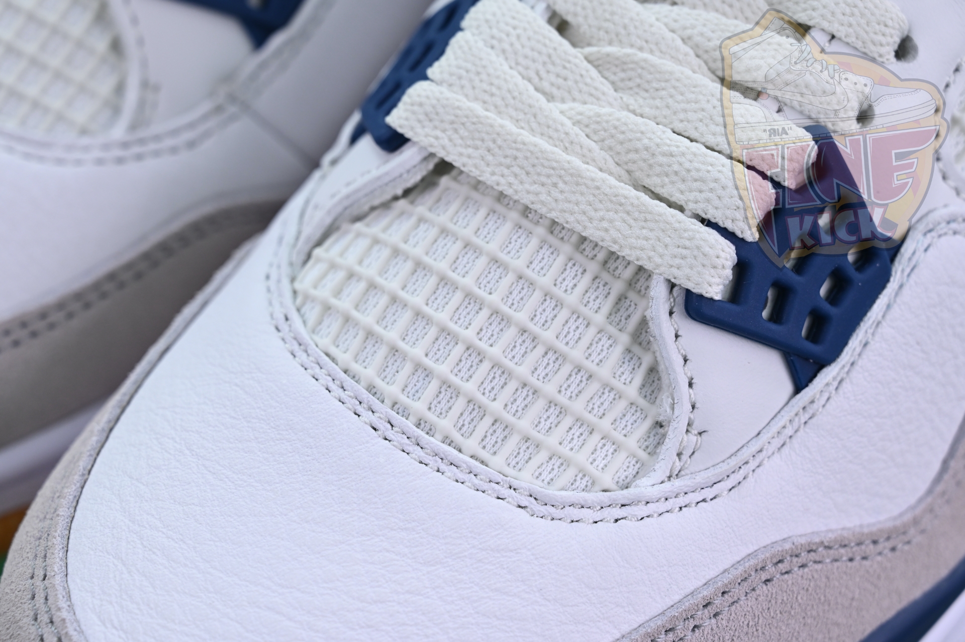 Air Jordan 4 SB “NAVY”