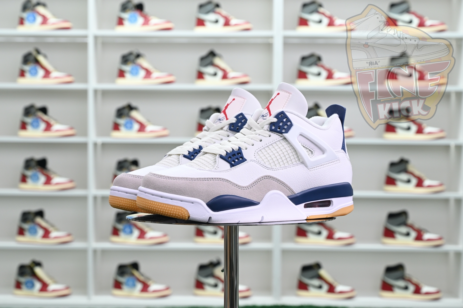 Air Jordan 4 SB “NAVY”
