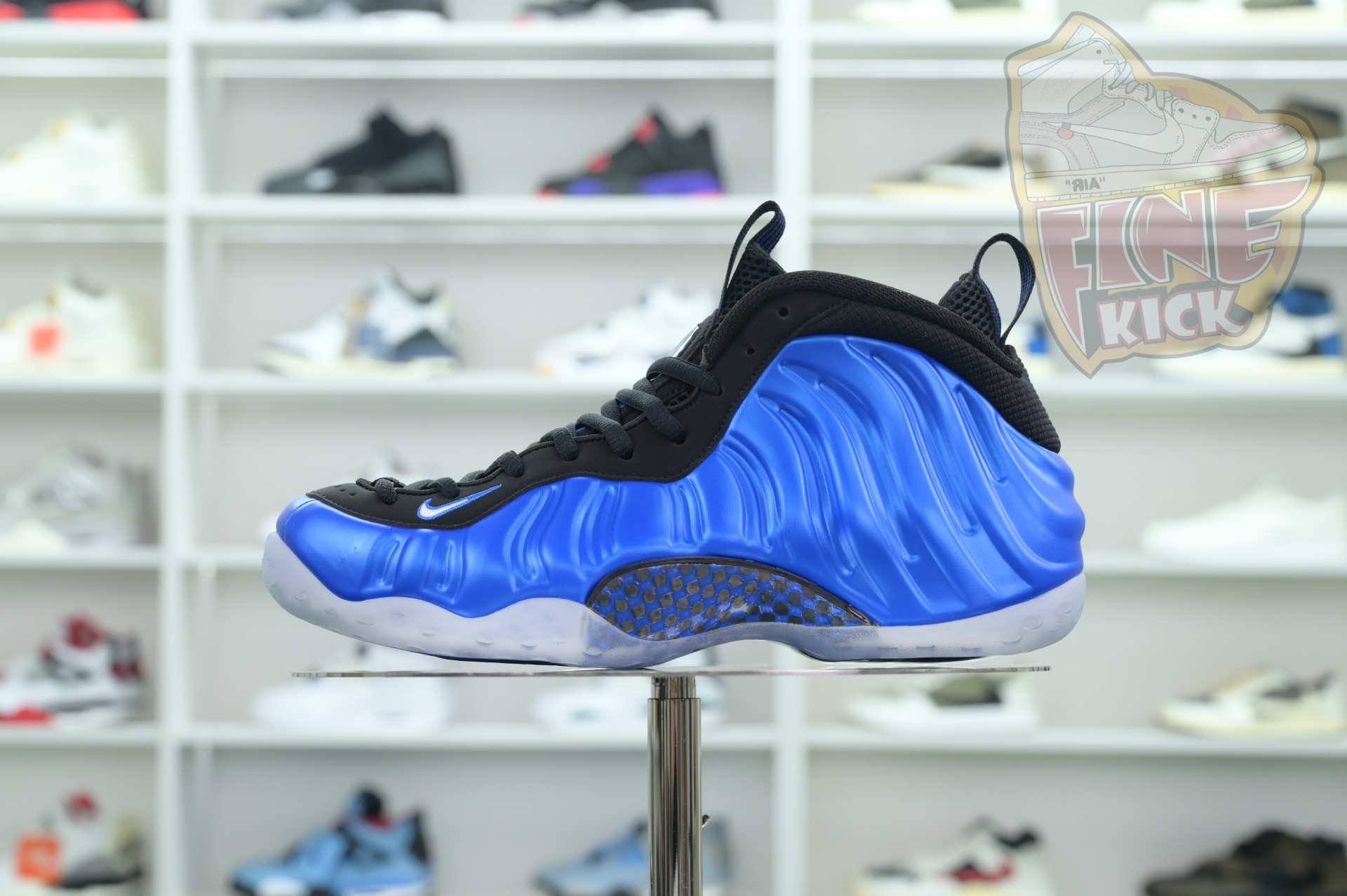 Nike Foamposite One“Dark Neon Royal”