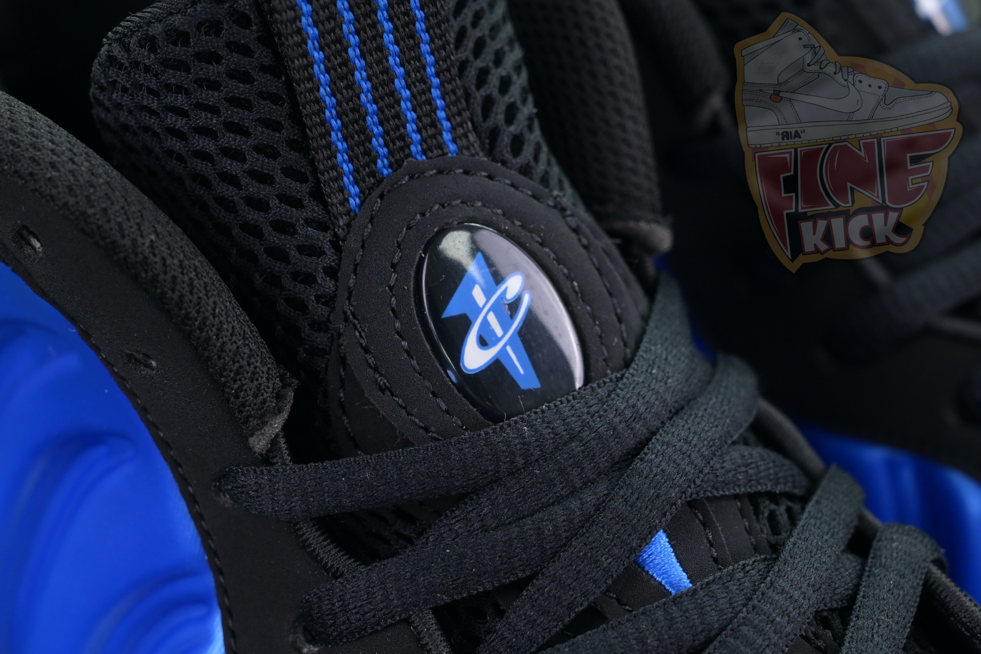 Nike Foamposite One“Dark Neon Royal”