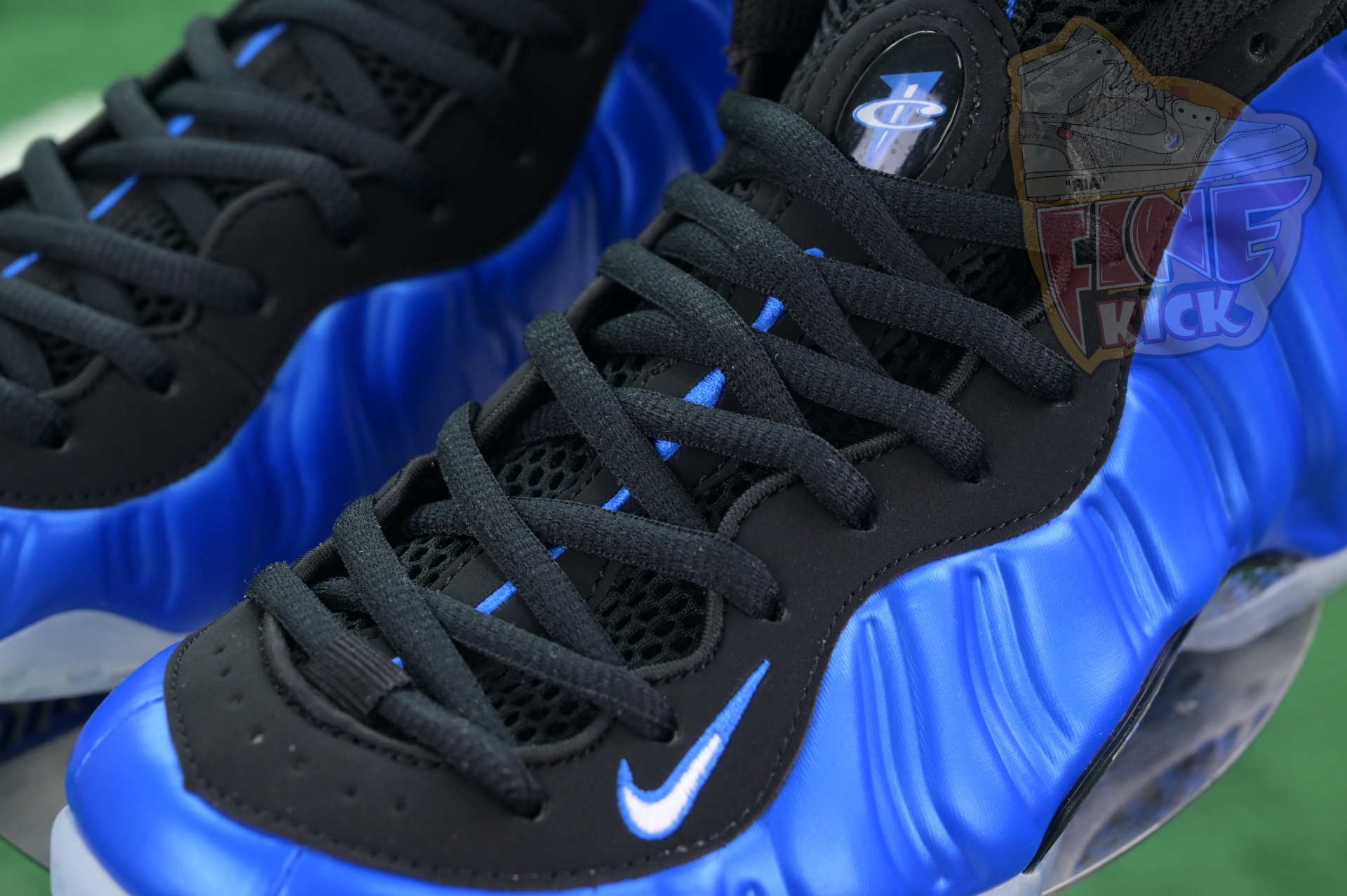 Nike Foamposite One“Dark Neon Royal”
