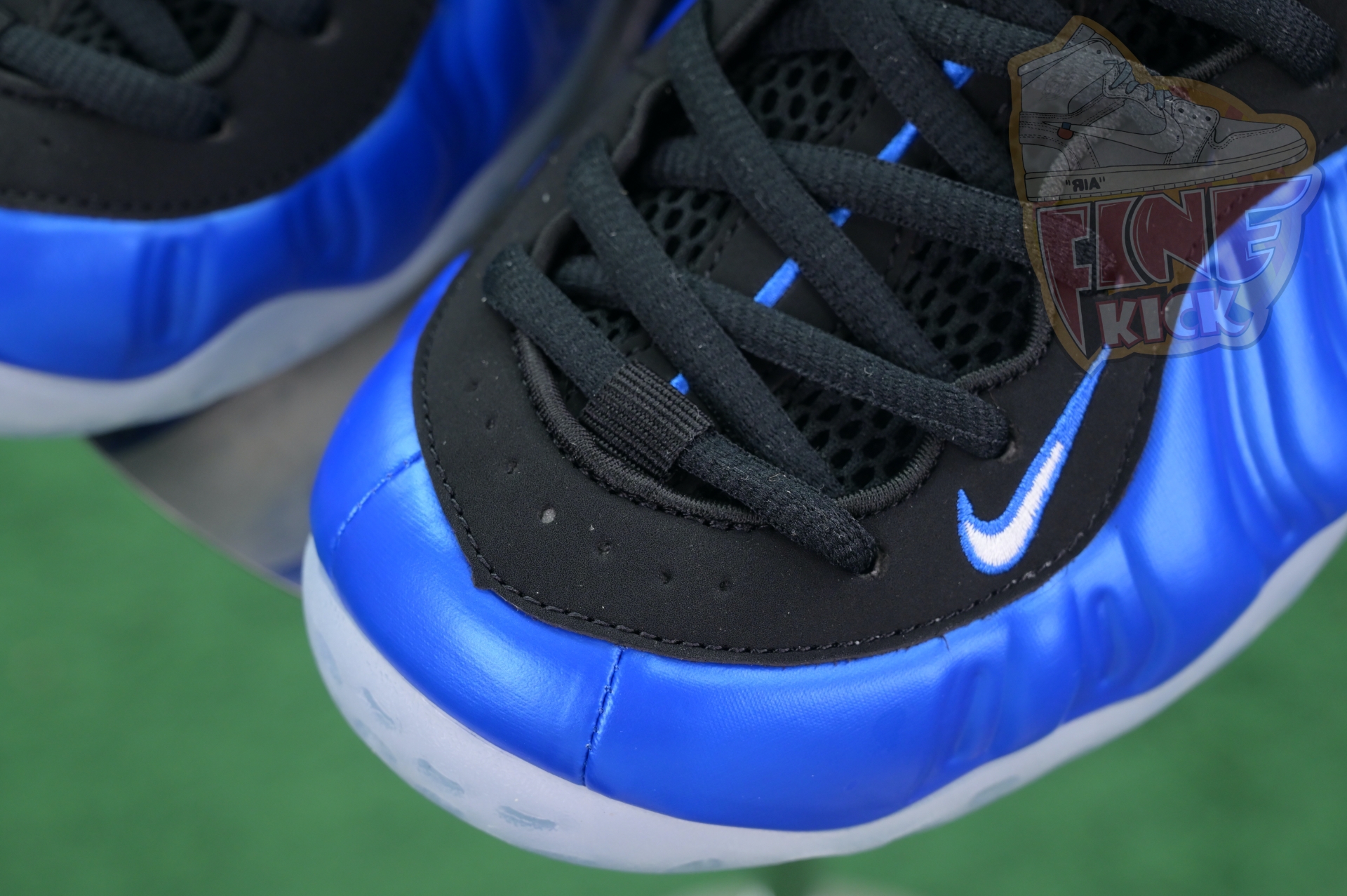 Nike Foamposite One“Dark Neon Royal”