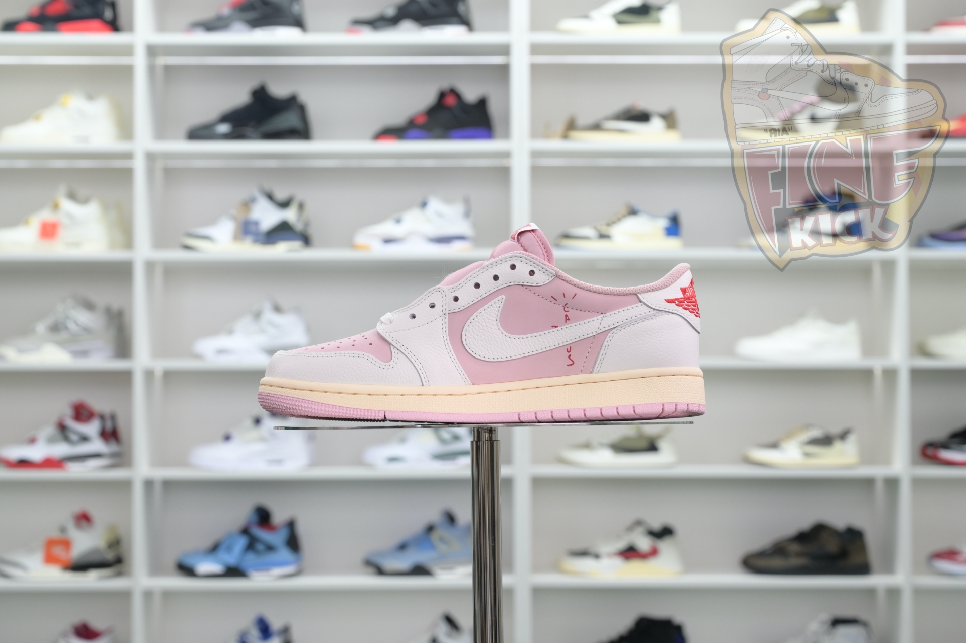 Travis Scott x Air Jordan 1Low