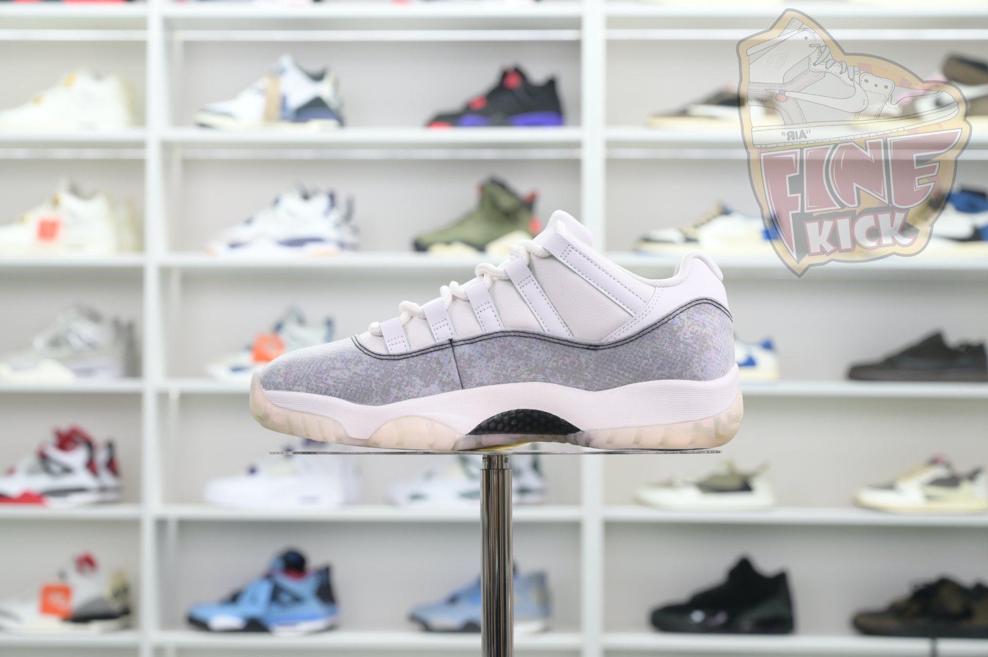 Air Jordan 11 Low  CNY