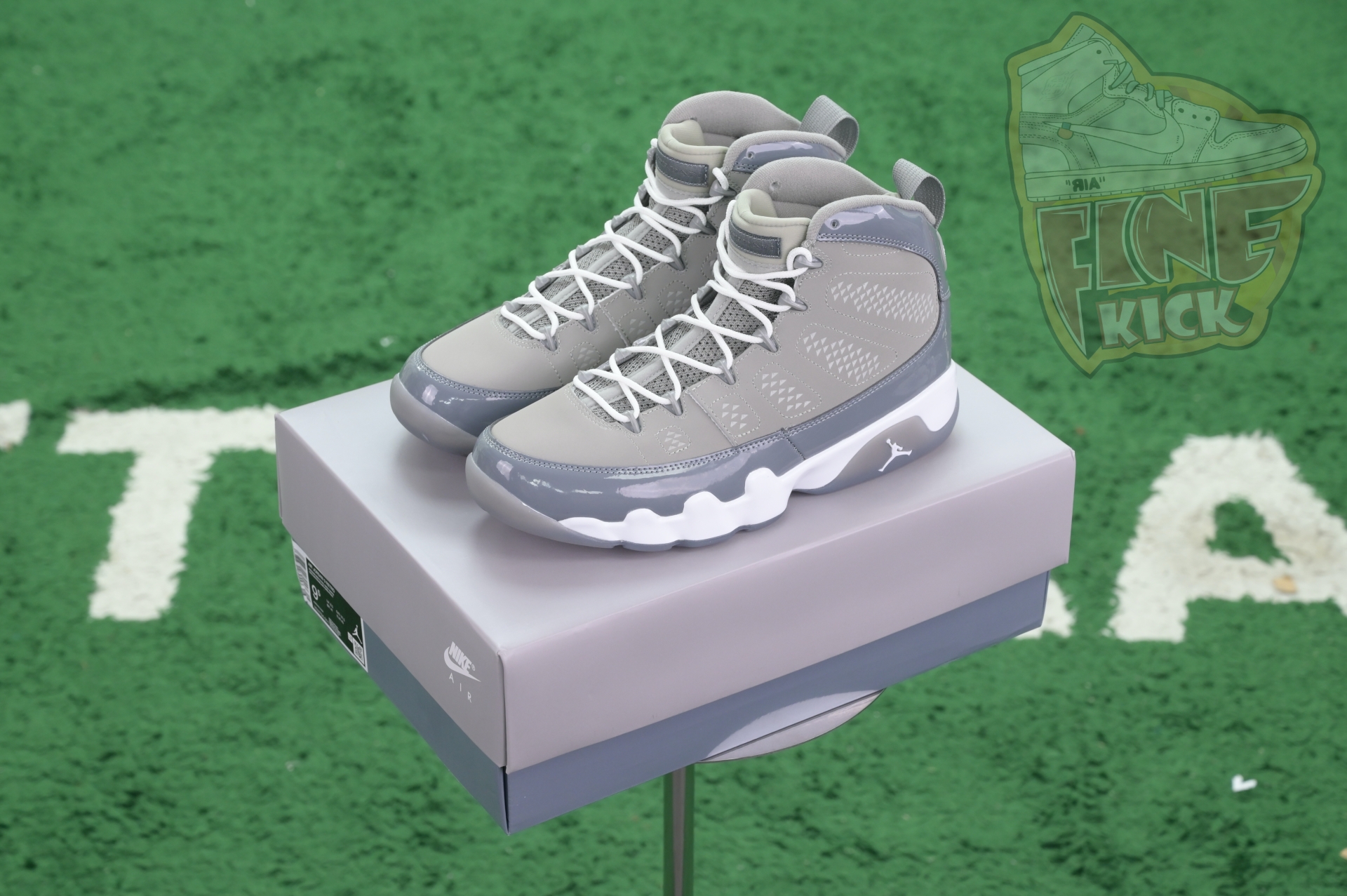 Air Jordan 9“Cool Grey” 2025