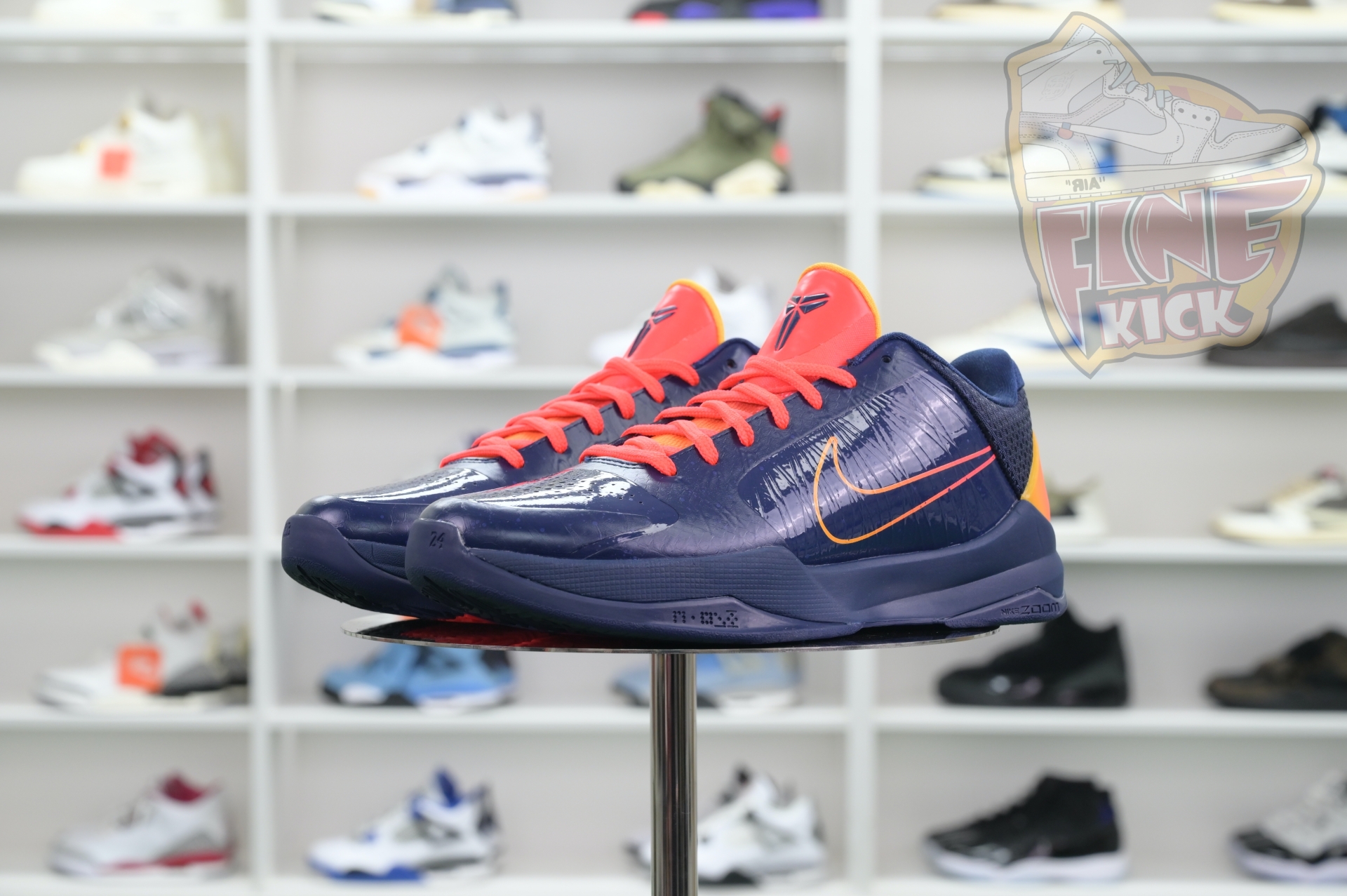 Caitlin Clark x Nike Kobe 5 Protro“Indiana Fever
