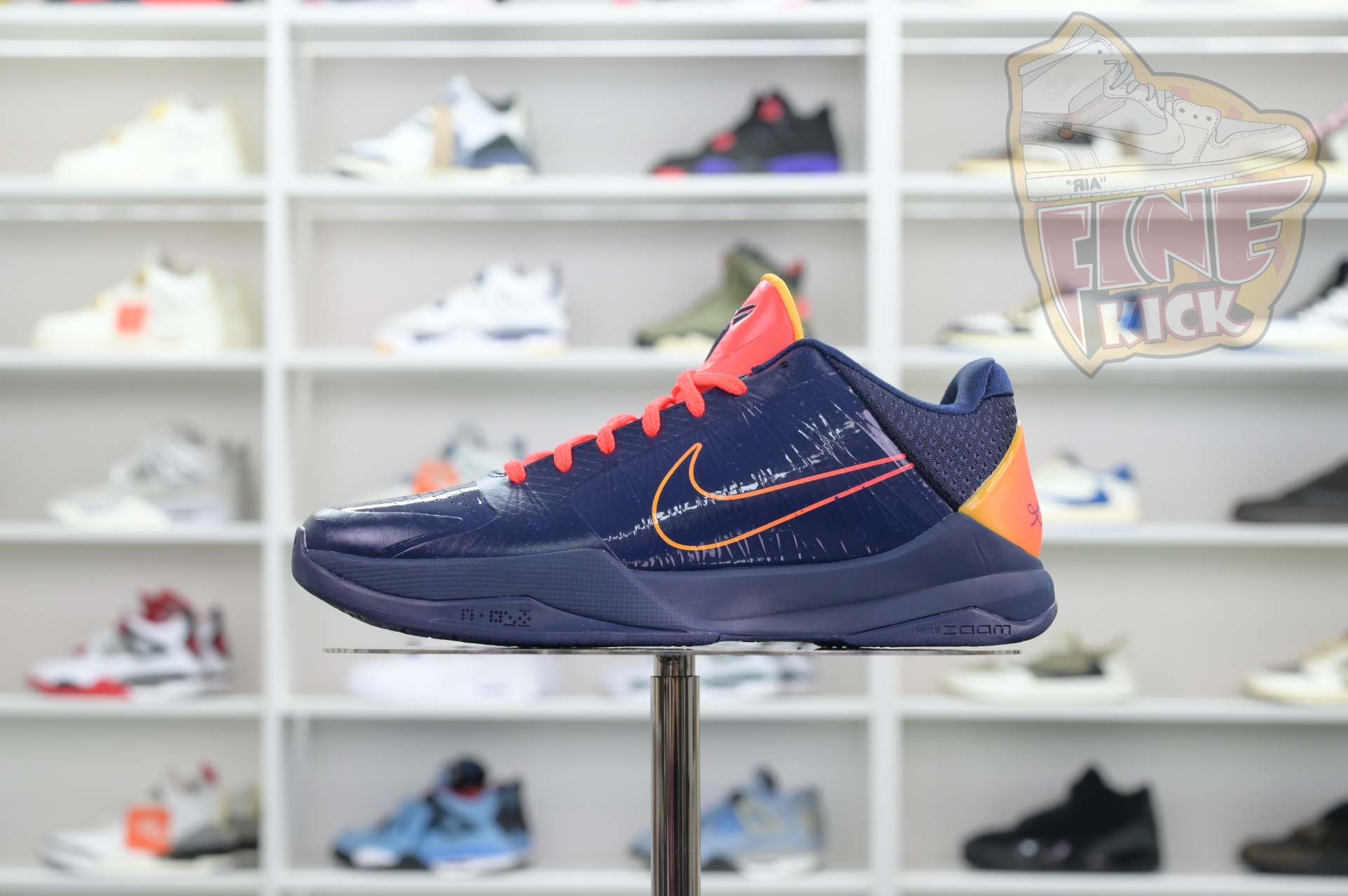 Caitlin Clark x Nike Kobe 5 Protro“Indiana Fever