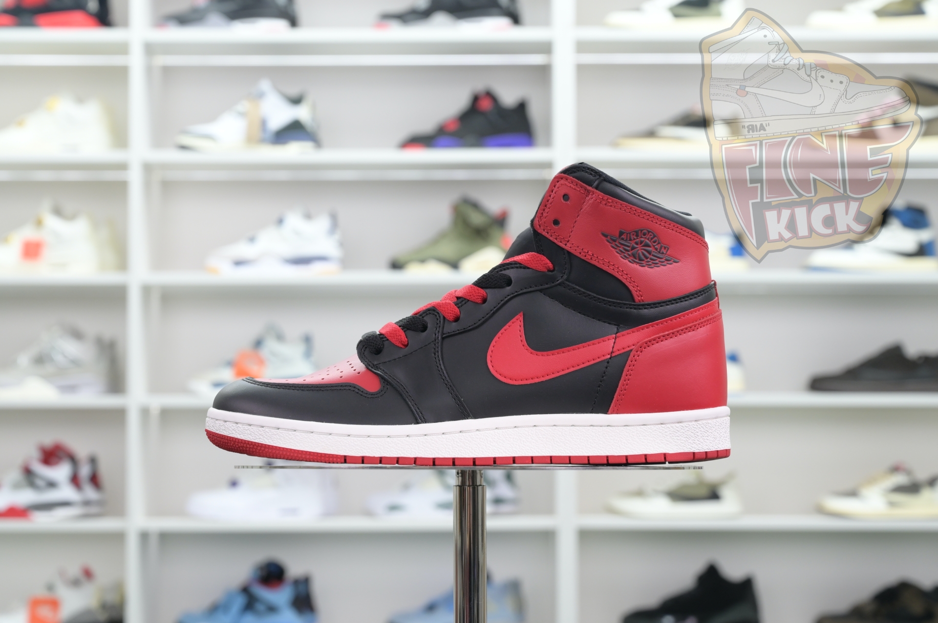 Air Jordan 1 High 85 Bred 2025