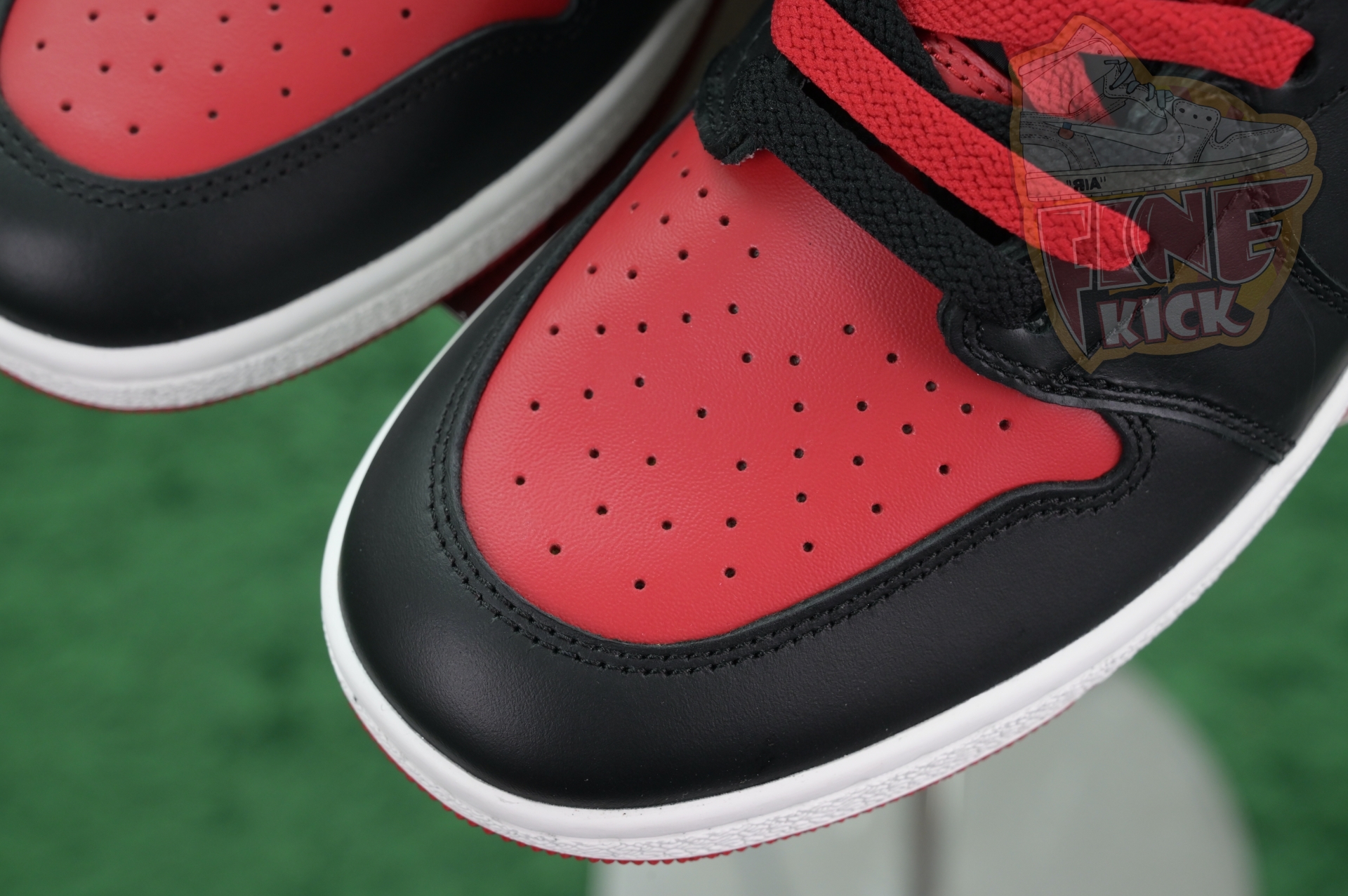 Air Jordan 1 High 85 Bred 2025