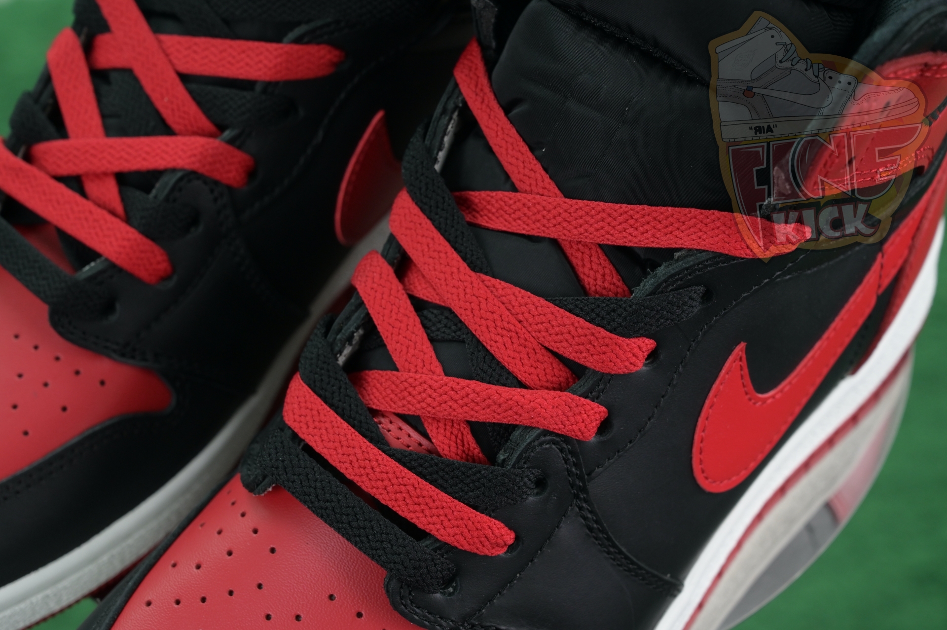 Air Jordan 1 High 85 Bred 2025
