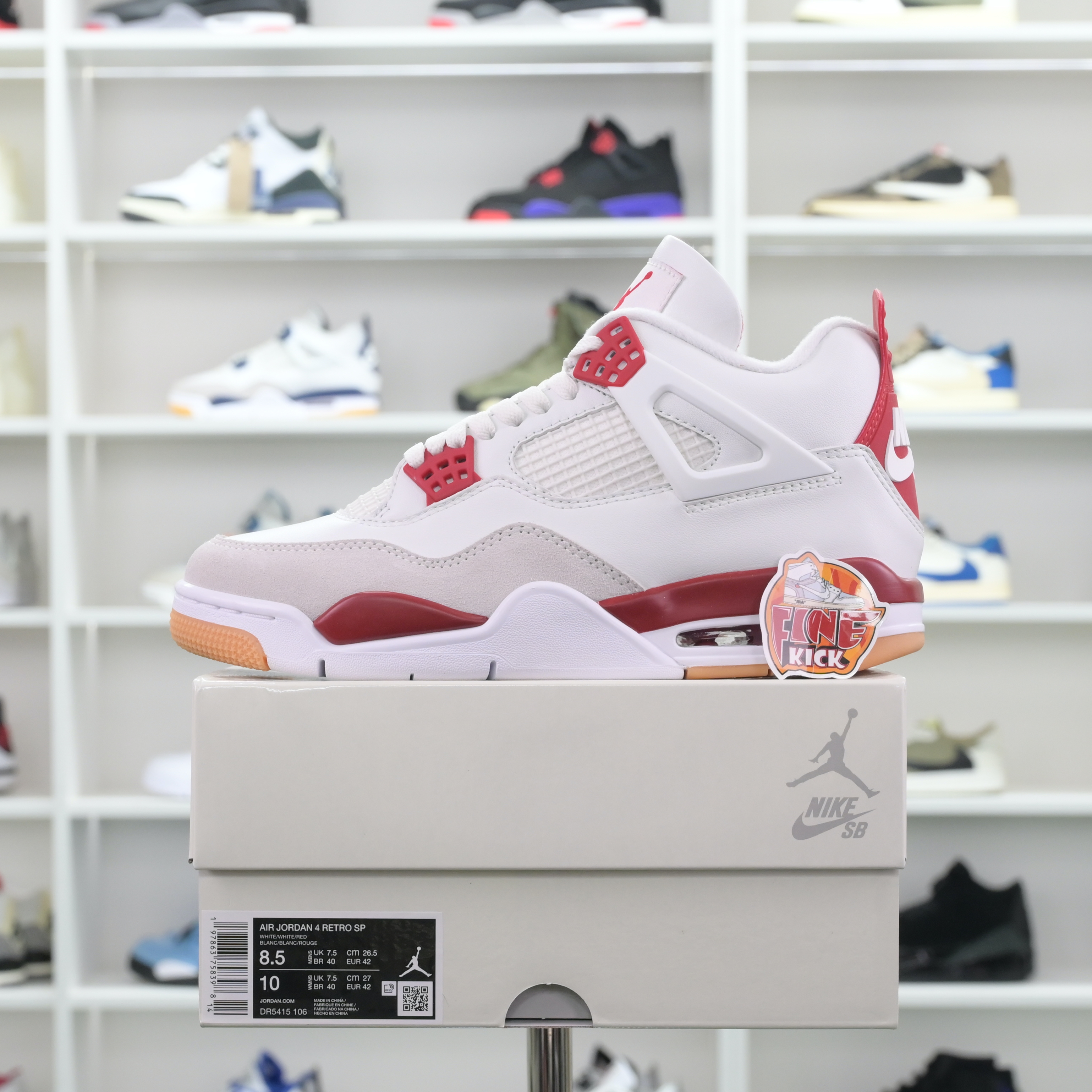 Nike SB x Air Jordan4“Varsity Red”