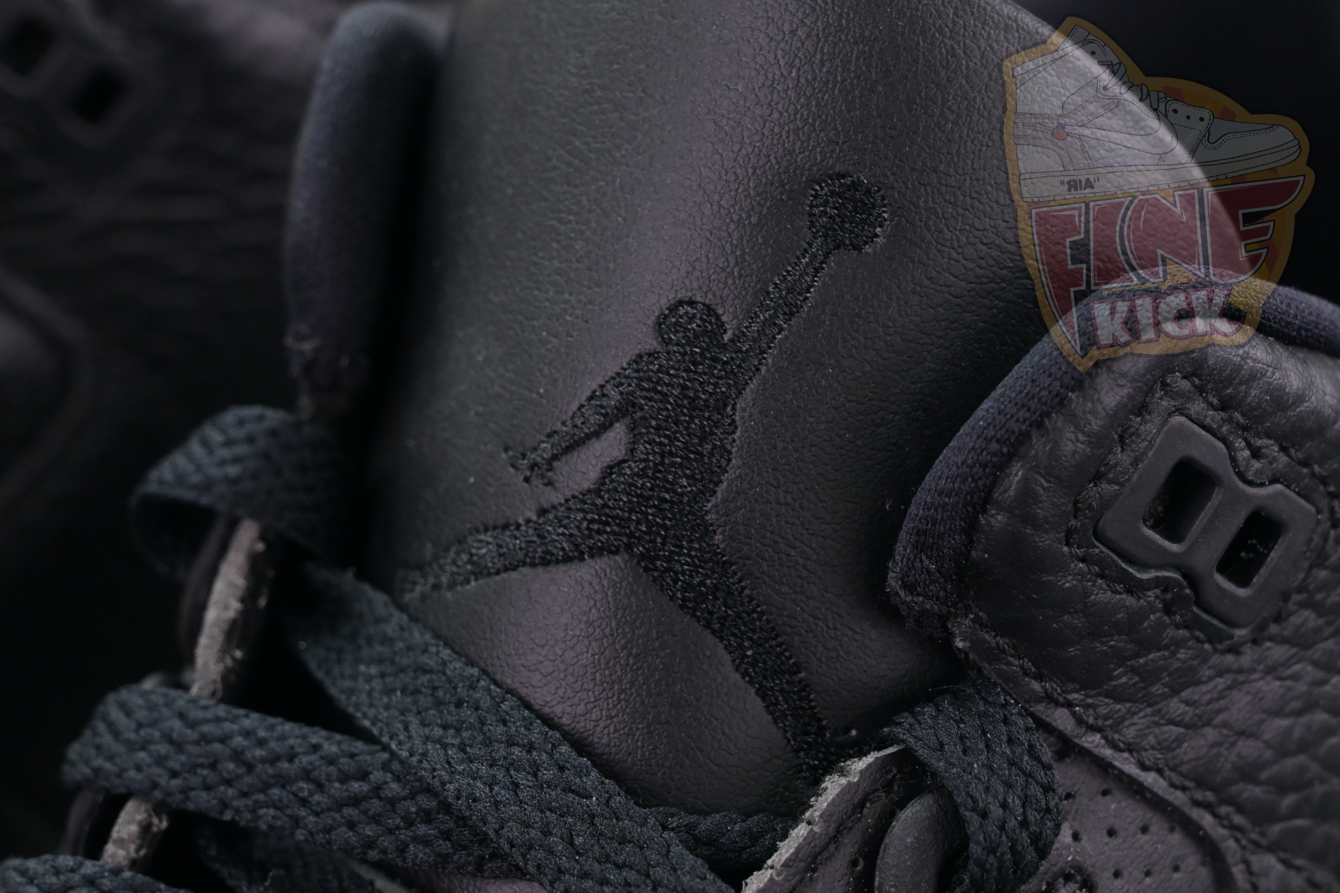 Fragment Design x Air Jordan 3“Black/ White”  DA3595-001