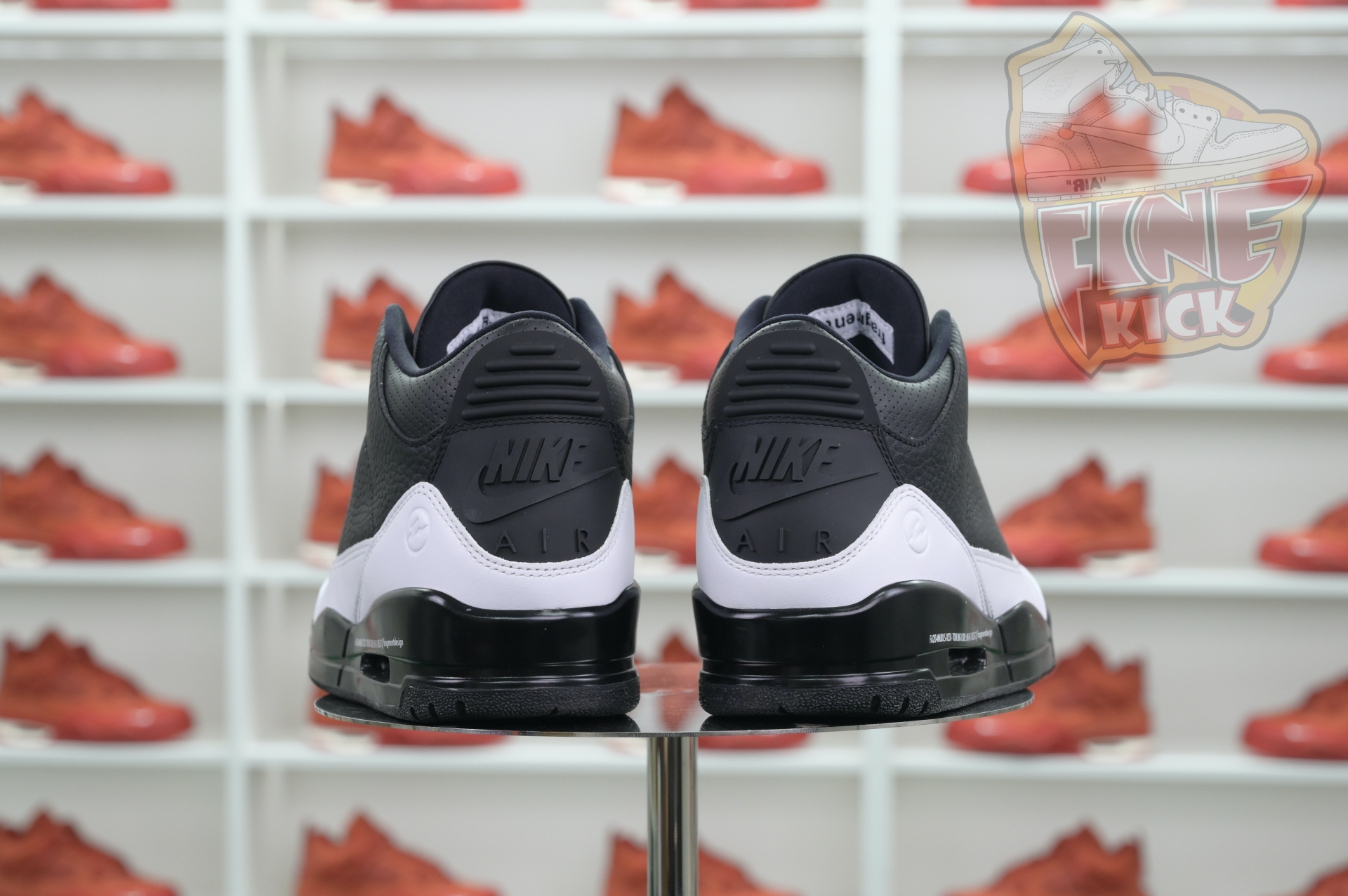 Fragment Design x Air Jordan 3“Black/ White”  DA3595-001