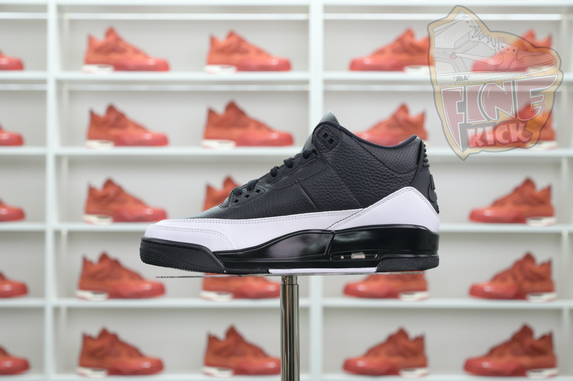Fragment Design x Air Jordan 3“Black/ White”  DA3595-001