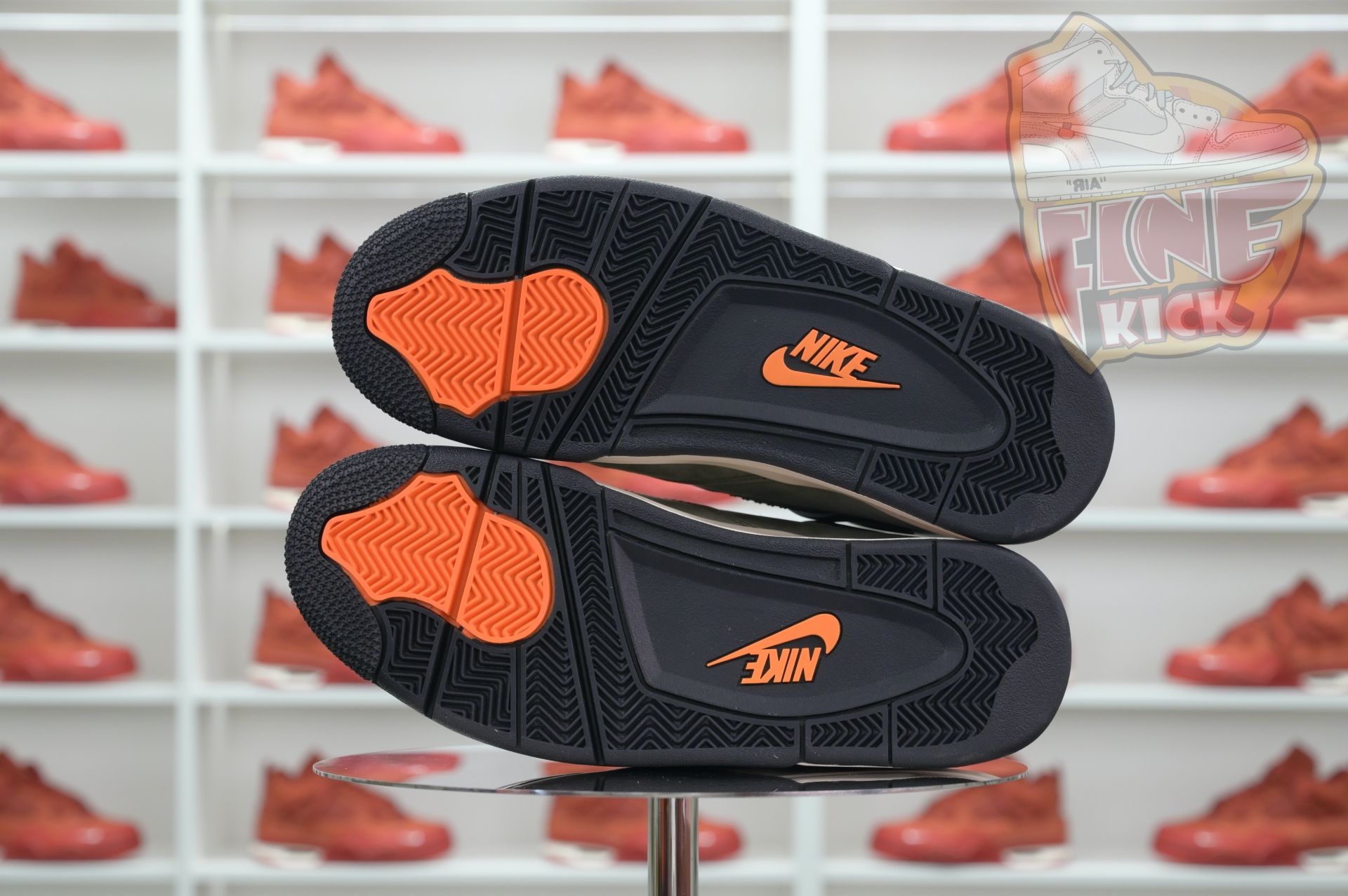 UNDEFEATED x Air Jordan 4  B1519-200