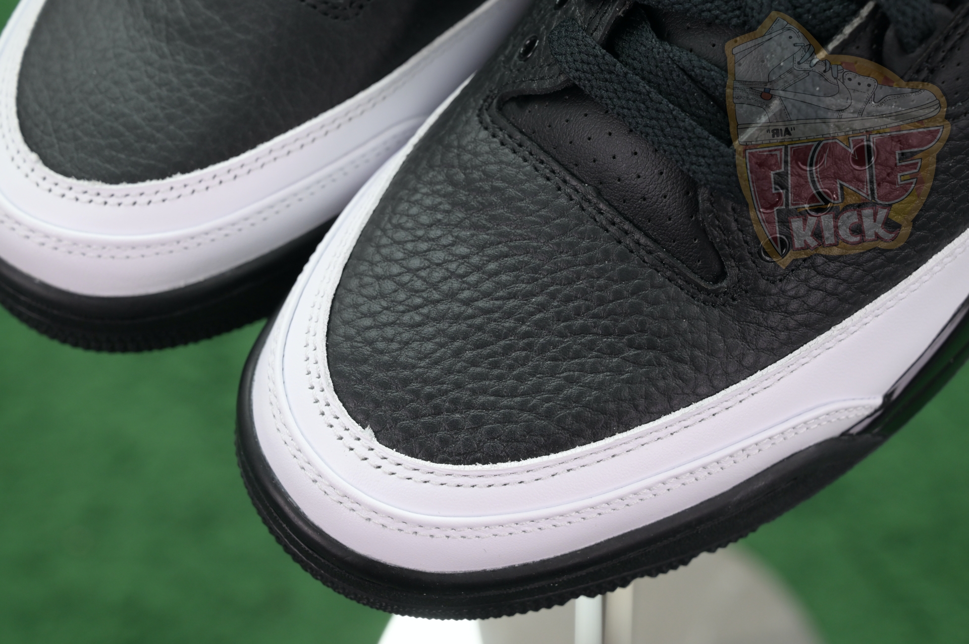 Fragment Design x Air Jordan 3“Black/ White”  DA3595-001