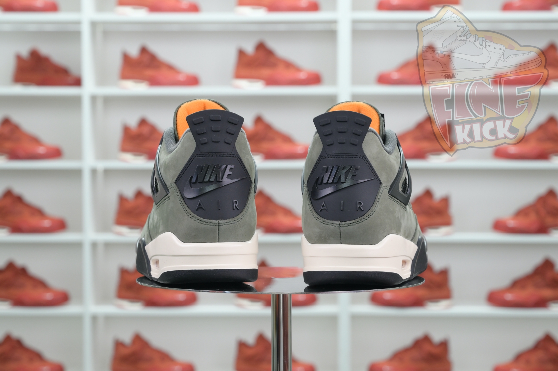UNDEFEATED x Air Jordan 4  B1519-200