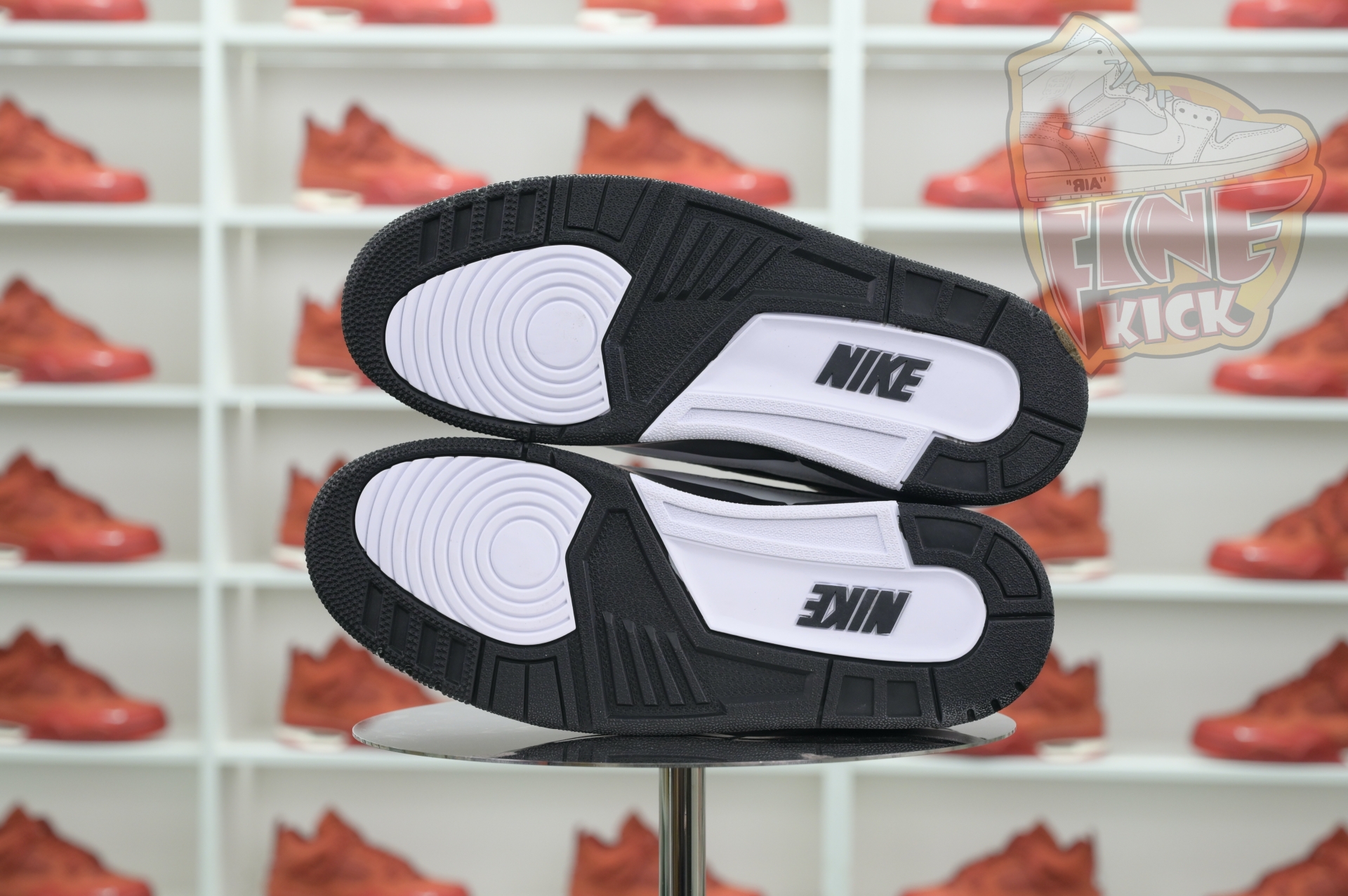 Fragment Design x Air Jordan 3“Black/ White”  DA3595-001