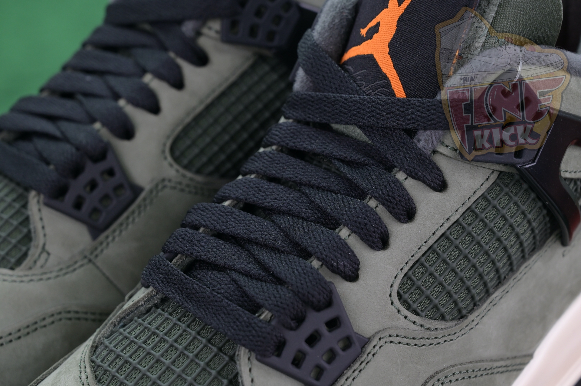 UNDEFEATED x Air Jordan 4  B1519-200
