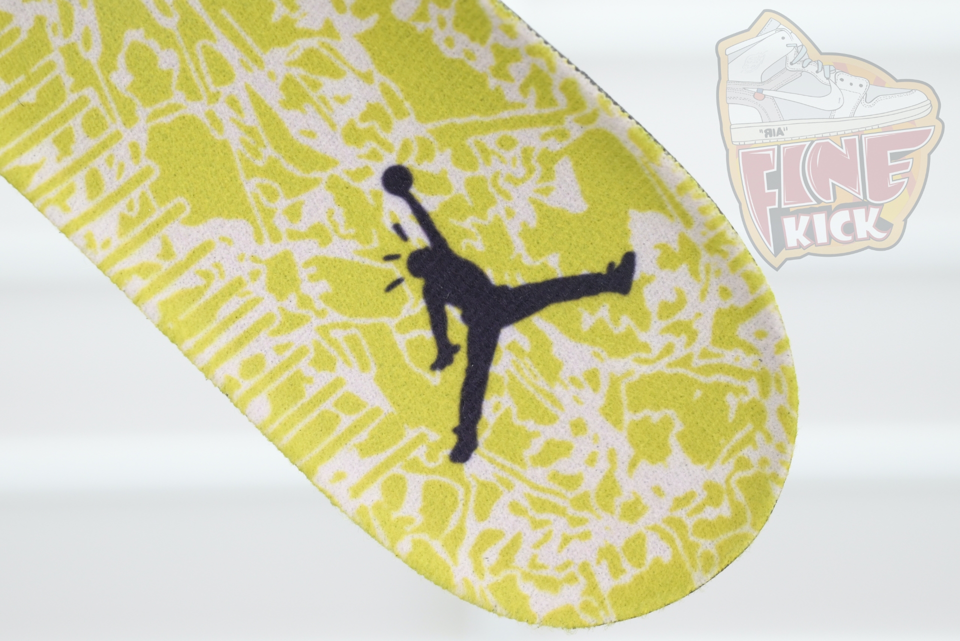 Travis Scottx Air Jordan Jumpman Jack TR“Bright Cactus”  FZ8117-102