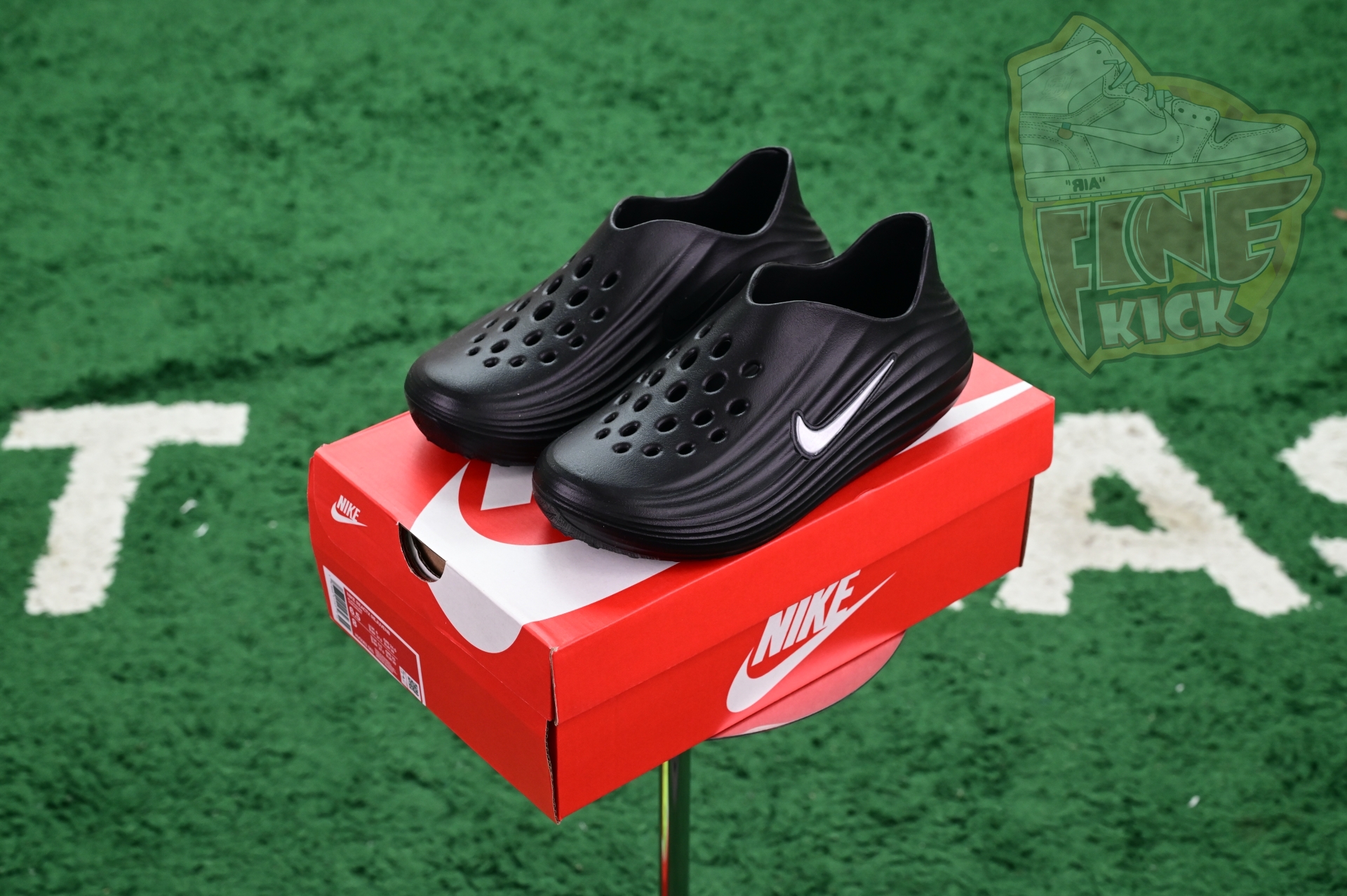 Nike ReactX Rejuven8  HV5062-001
