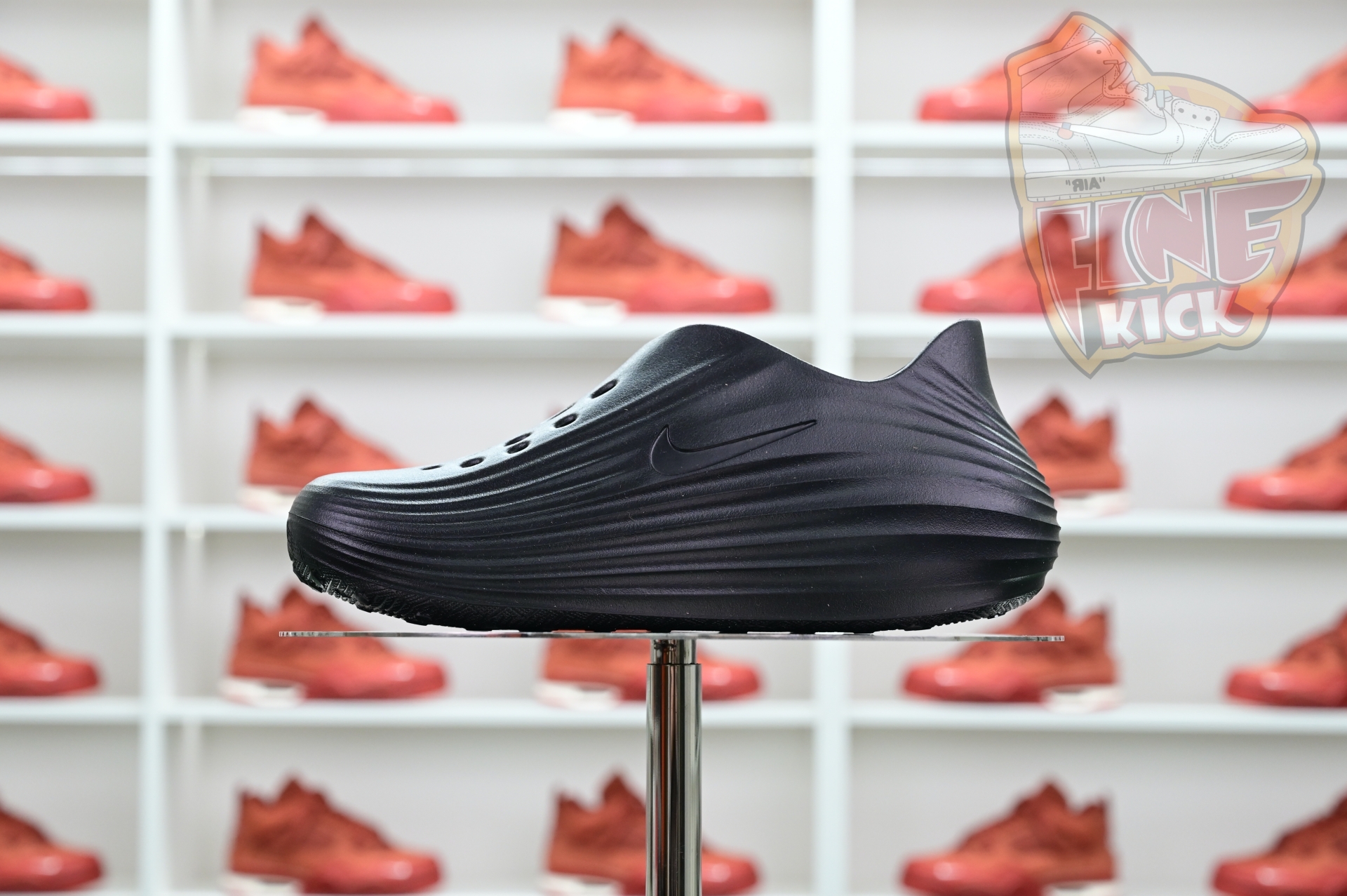 Nike ReactX Rejuven8  HV5062-001